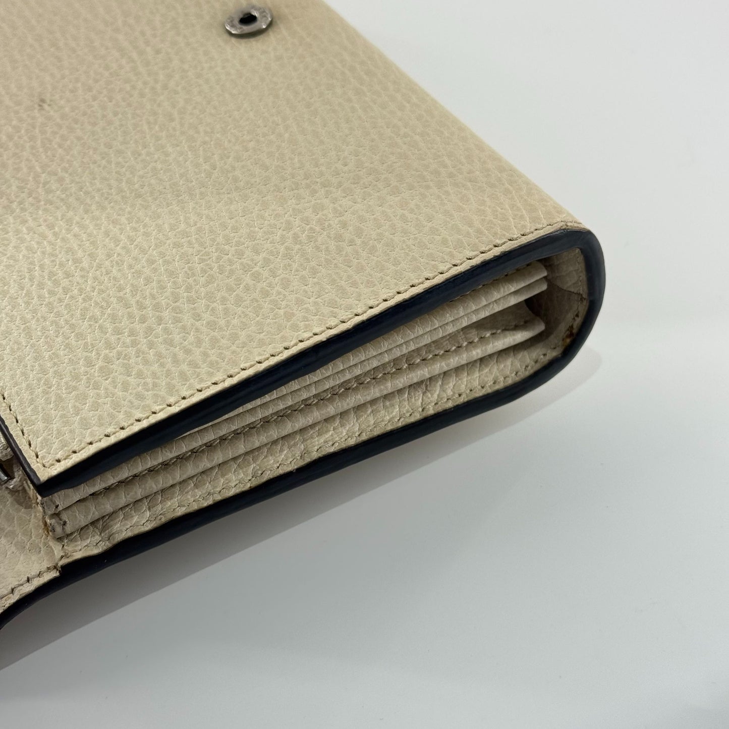 Gucci - Dionysus Wallet on Chain (WOC) - Leather - White - (mini)