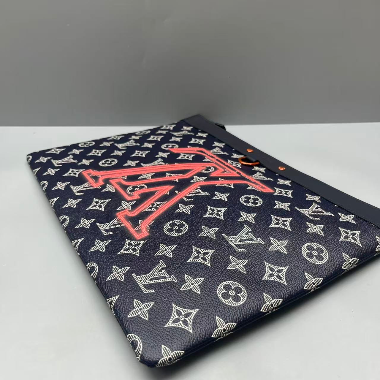 Louis Vuitton - Apollo Clutch Monogram Eclipse 'Pop-Up V' with 'Have a Vuitton Day' - Coated Canvas, Leather trim - Navy - (Large)