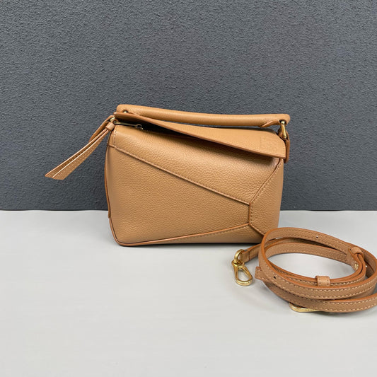 Loewe - Puzzle Mini - Grained calfskin leather - Toffee - (mini)
