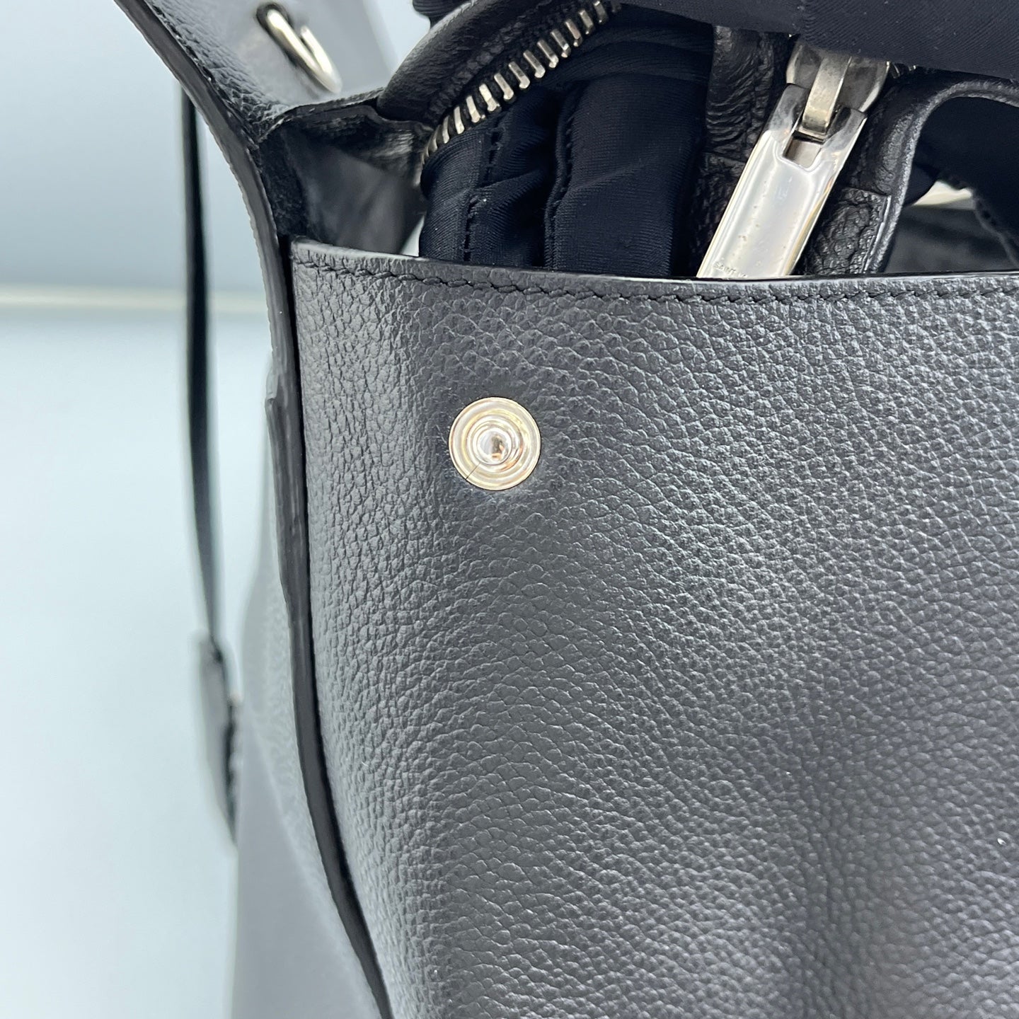Saint Laurent - Sac de Jour Tote - Leather - Black - (medium)