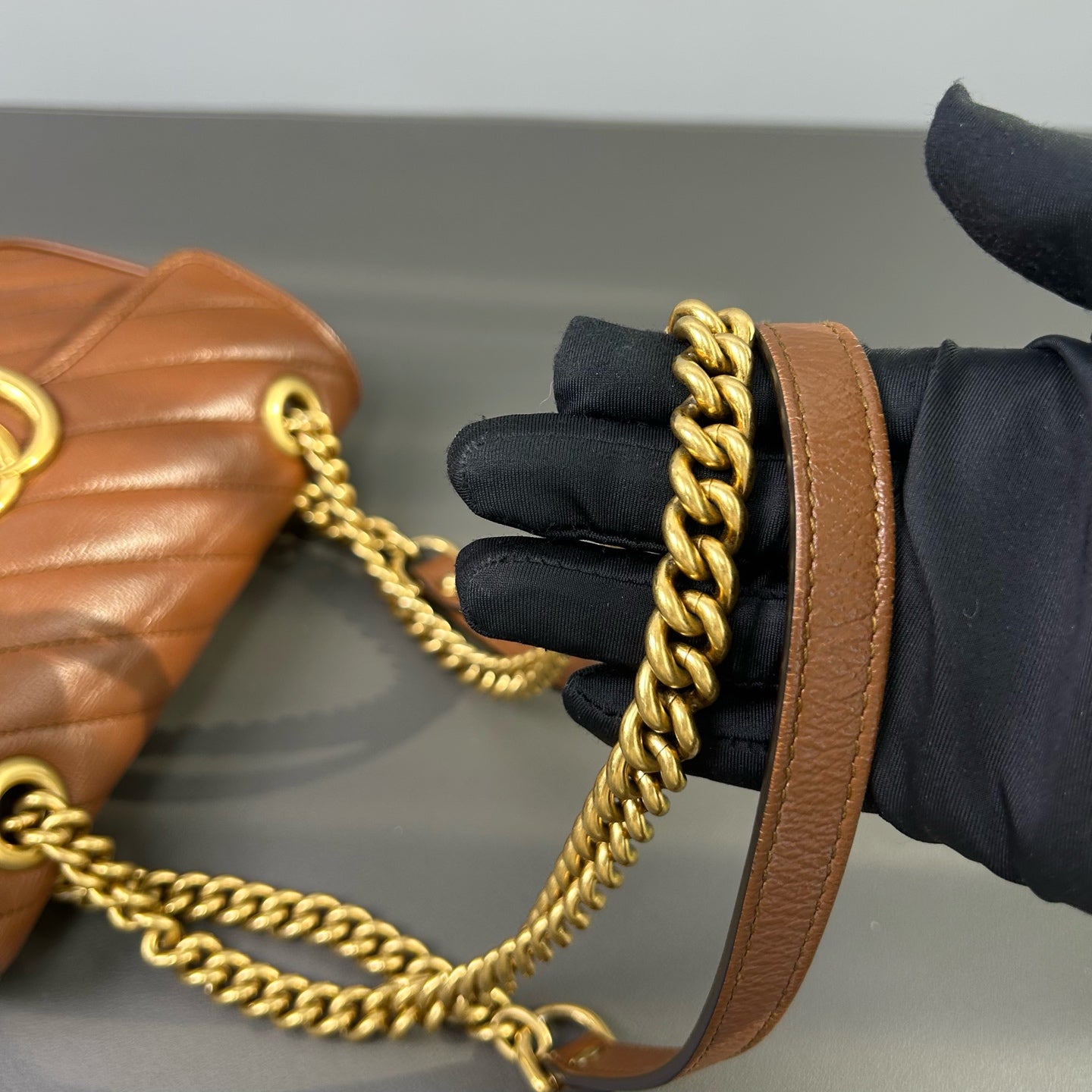 Gucci - GG Marmont Matelassé Shoulder Bag 22 - Leather - Brown - (Medium)