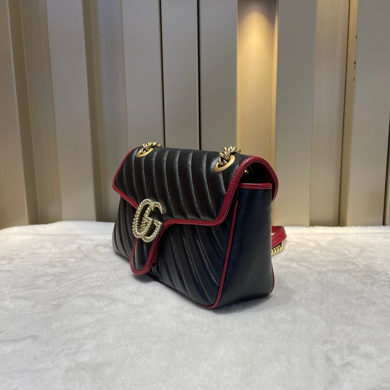 Gucci - GG Marmont Matelassé Shoulder Bag 26 - Leather - Black - (medium)