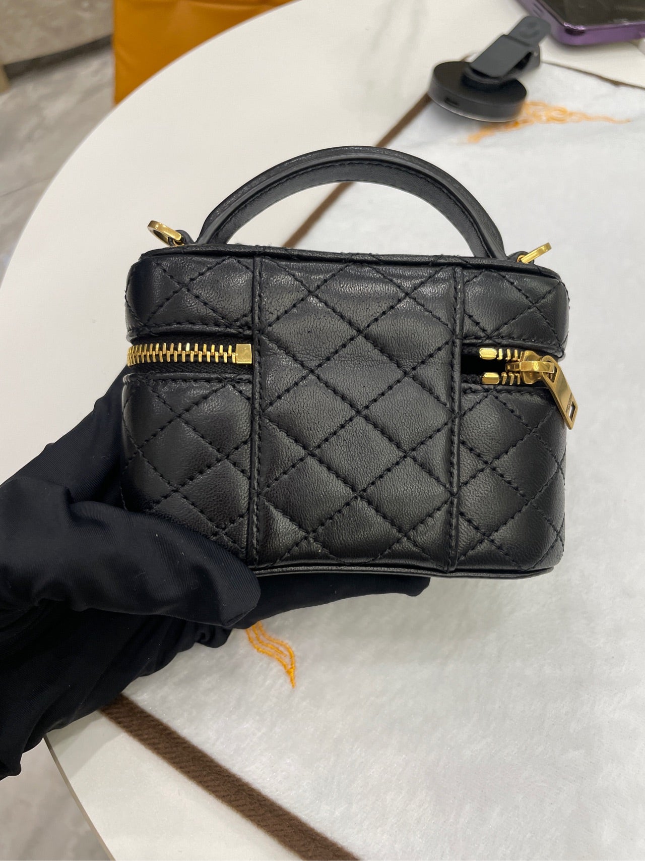 Saint Laurent - Gaby Mini Vanity Case - Leather - Black - (mini)