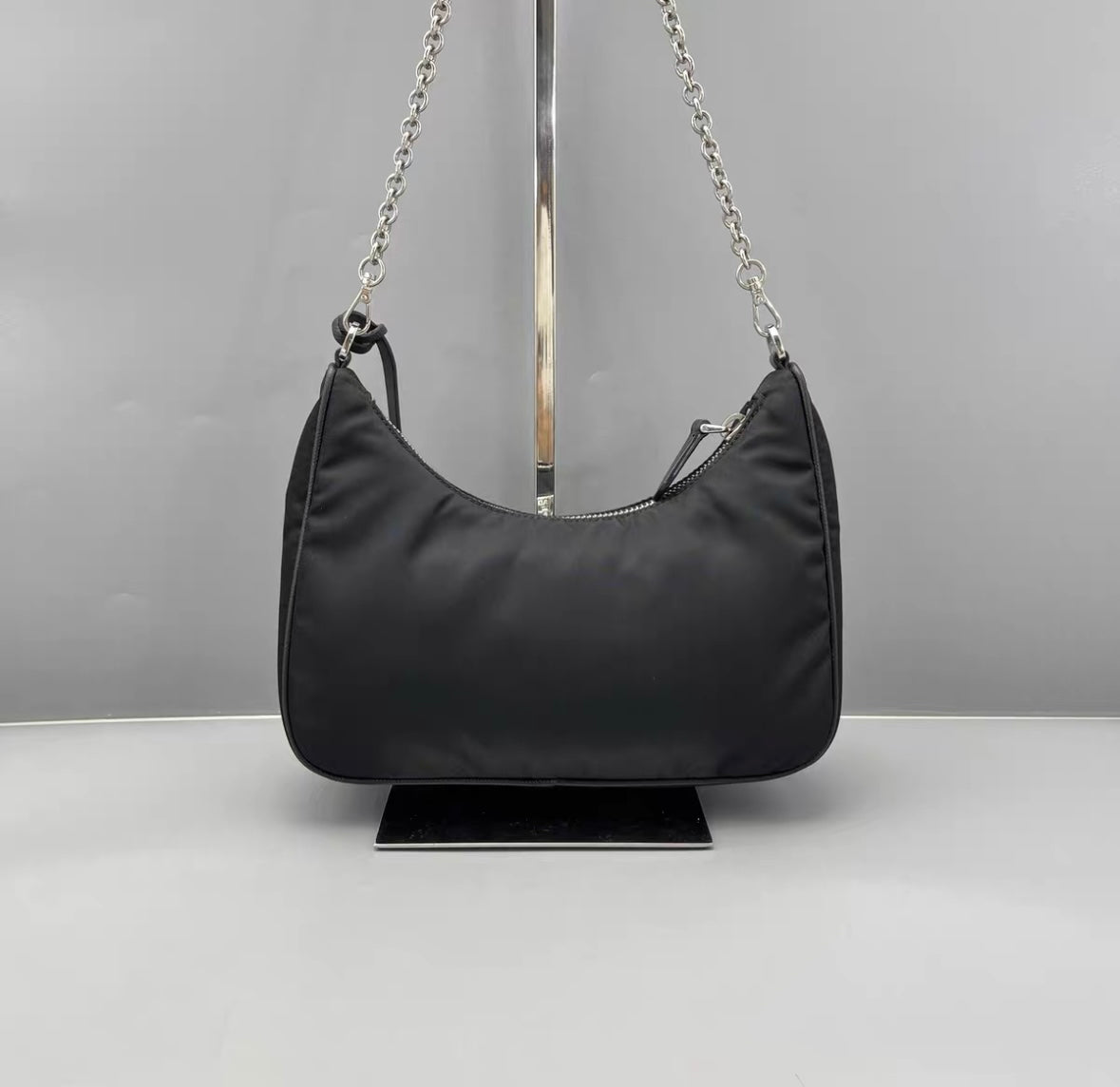 Prada - Re-Edition 2005 Re-Nylon Bag - Re-Nylon and Saffiano leather trims - Black - (small)