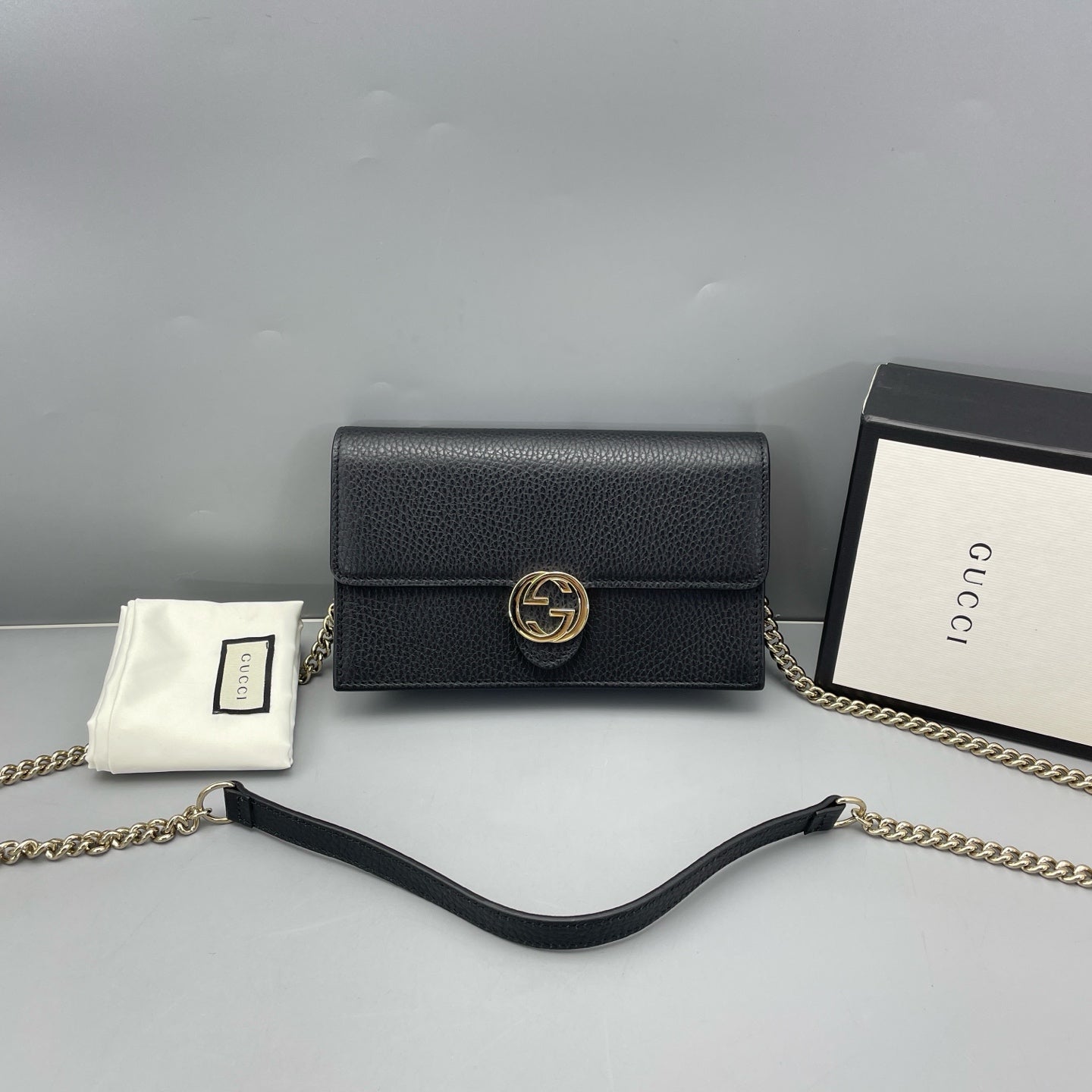 Gucci - Interlocking G Wallet on Chain - Grained leather - Black - (Mini)