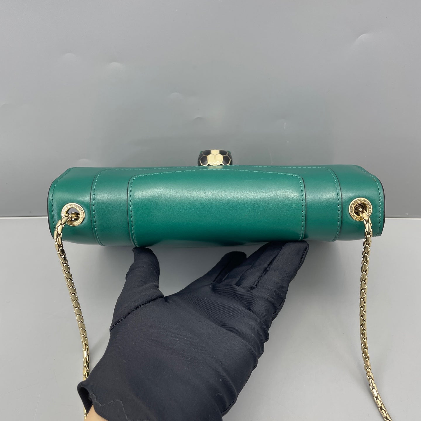 Bvlgari - Serpenti Forever Flap Bag - Smooth calf leather - Green with Gold-Tone Hardware - (medium)