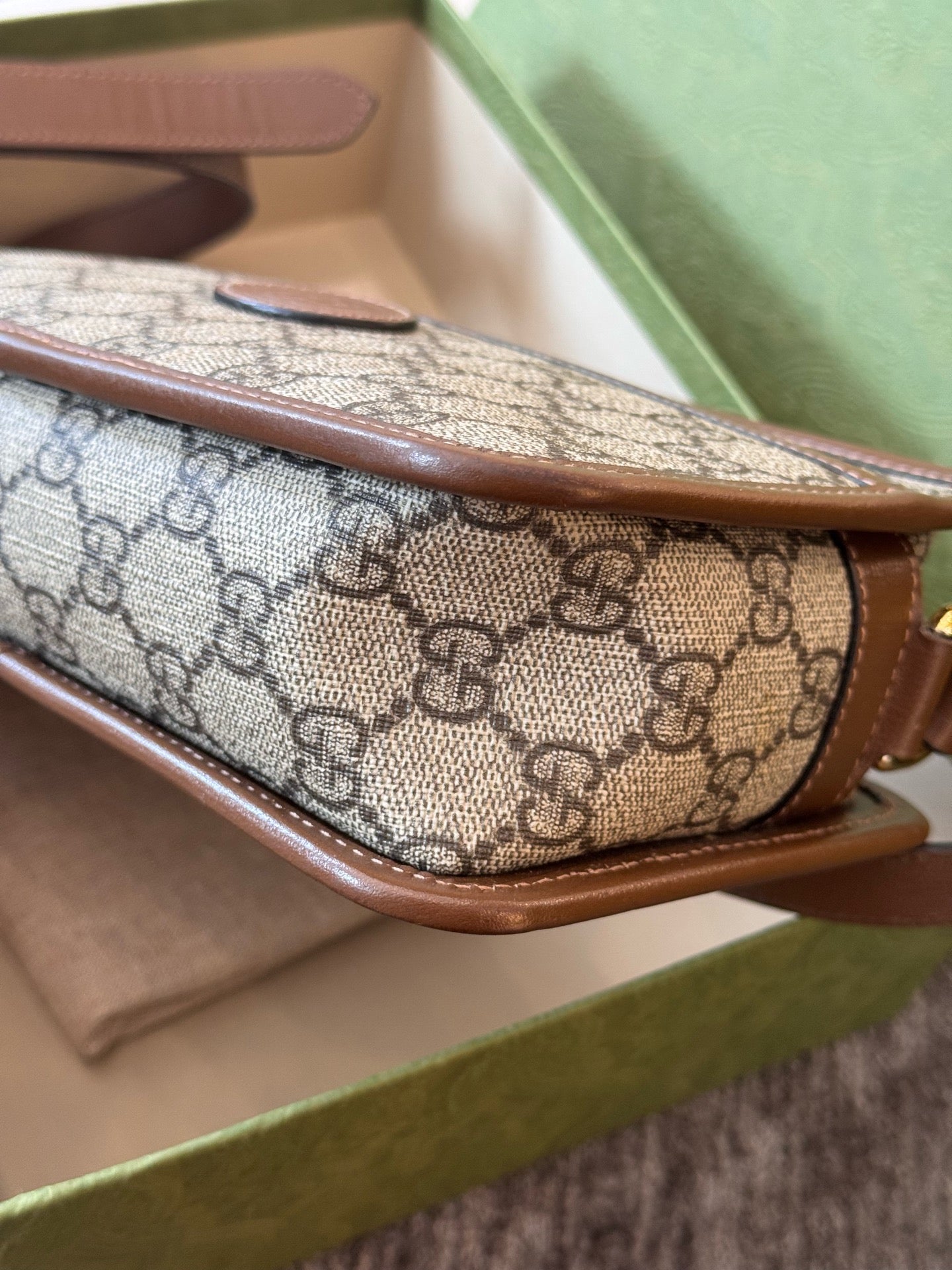 Gucci - Vintage Interlocking G Box Bag - GG Supreme canvas with leather trim - Beige - (mini)