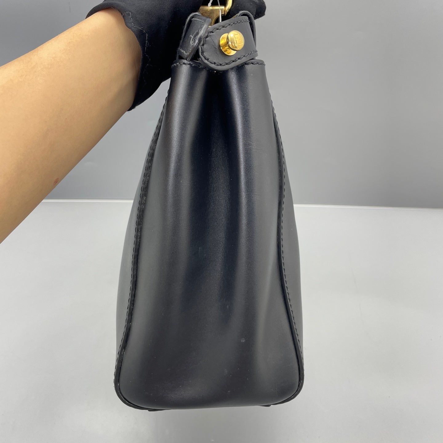 Fendi - Peekaboo Medium - Leather - Black - (medium)