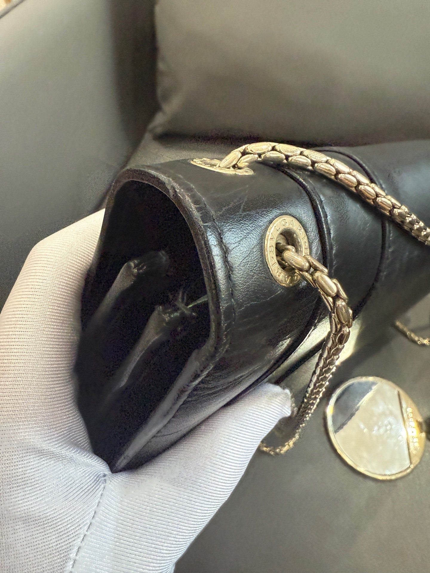 Bvlgari - Serpenti Forever Flap Bag - Calfskin leather - Black - (small)