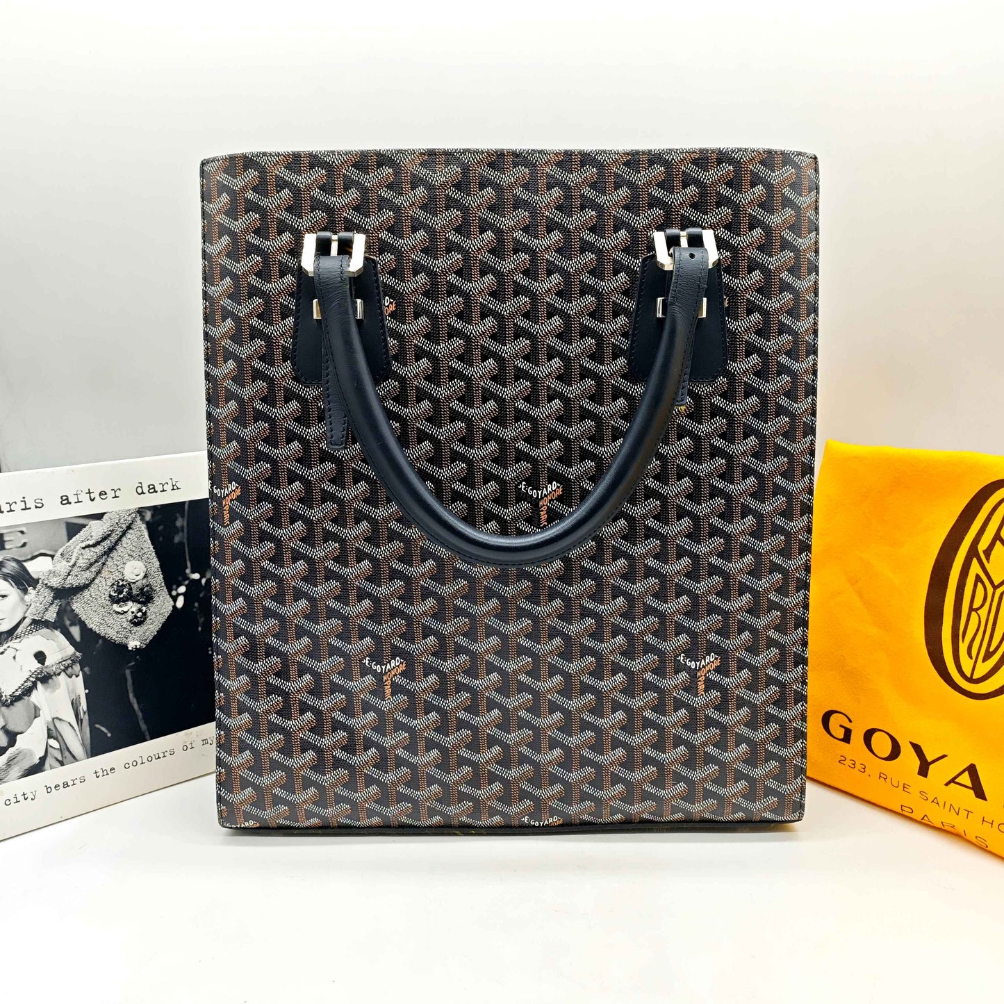 Goyard - Vertical Tote - Goyardine canvas and Leather - Black - (Large)