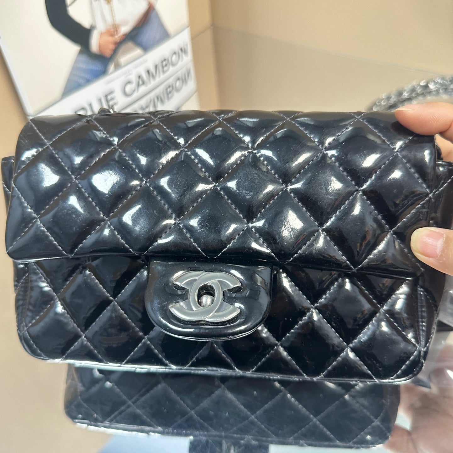Chanel - Classic Flap Mini (Rectangular) - Patent leather - Black - (mini)