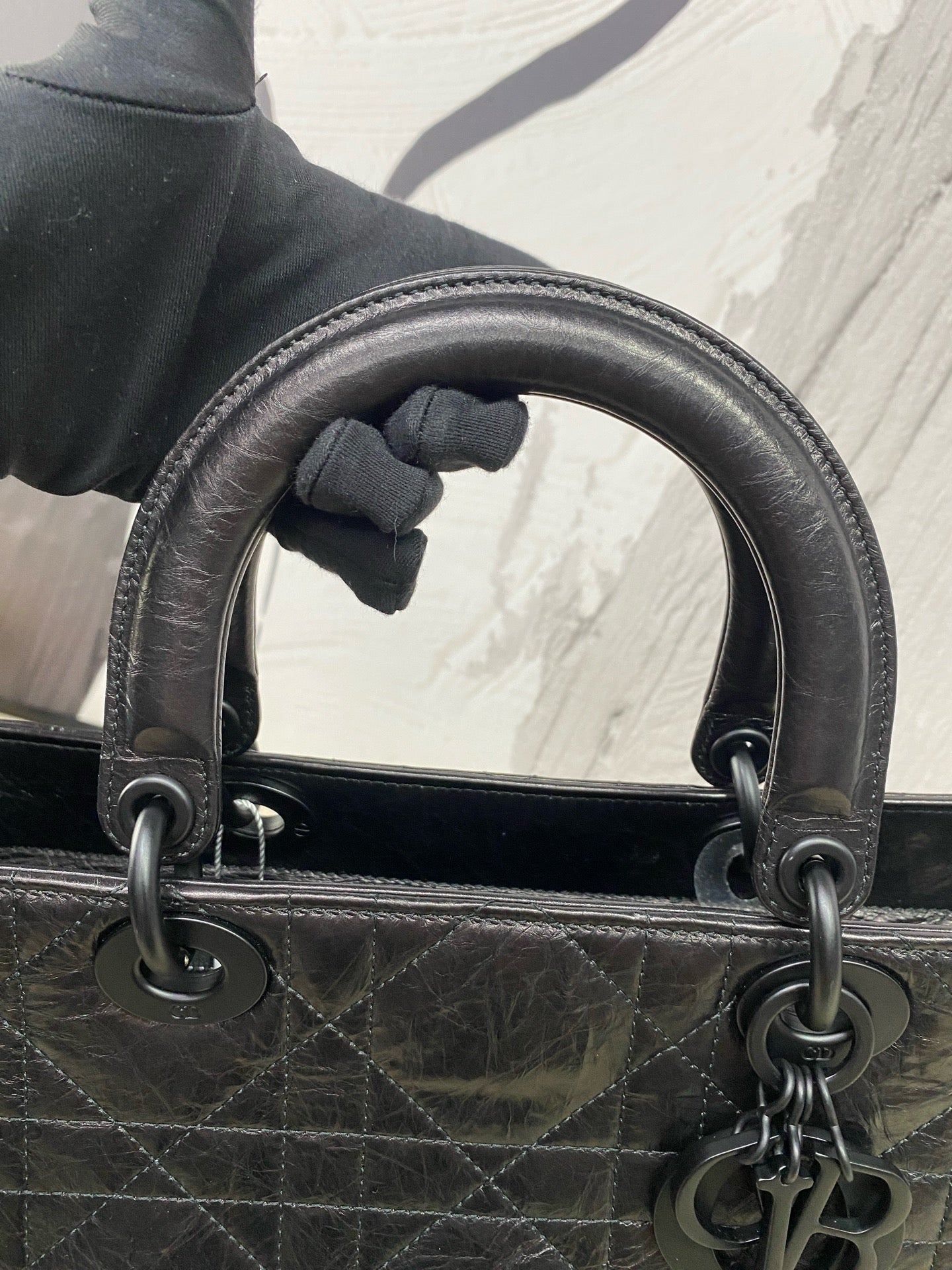 Dior - Lady D-Sire Medium - Wrinkled oil wax leather - Black - (Medium)