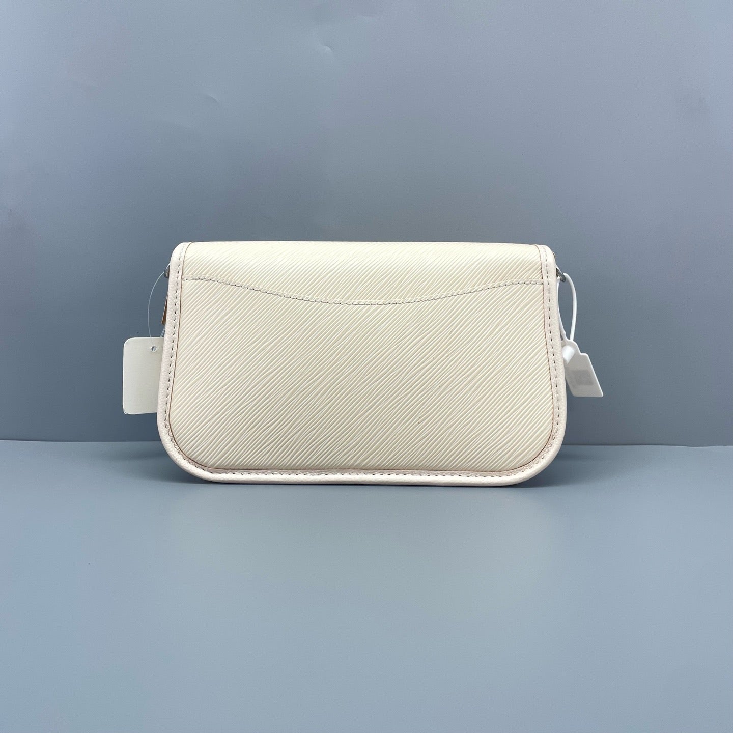 Louis Vuitton - Baguette Shoulder Bag - Epi leather - White - (Small)