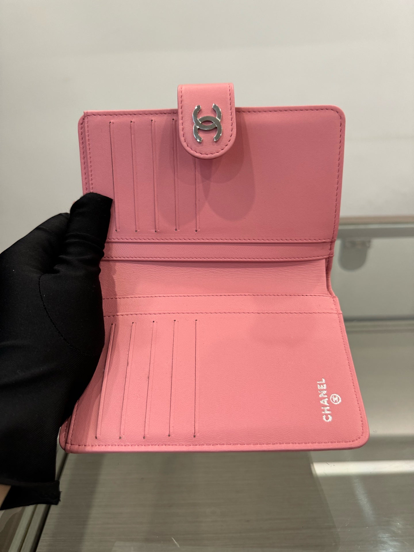 Chanel - Camellia Tri-Fold Wallet - Leather - Pink - (Small)