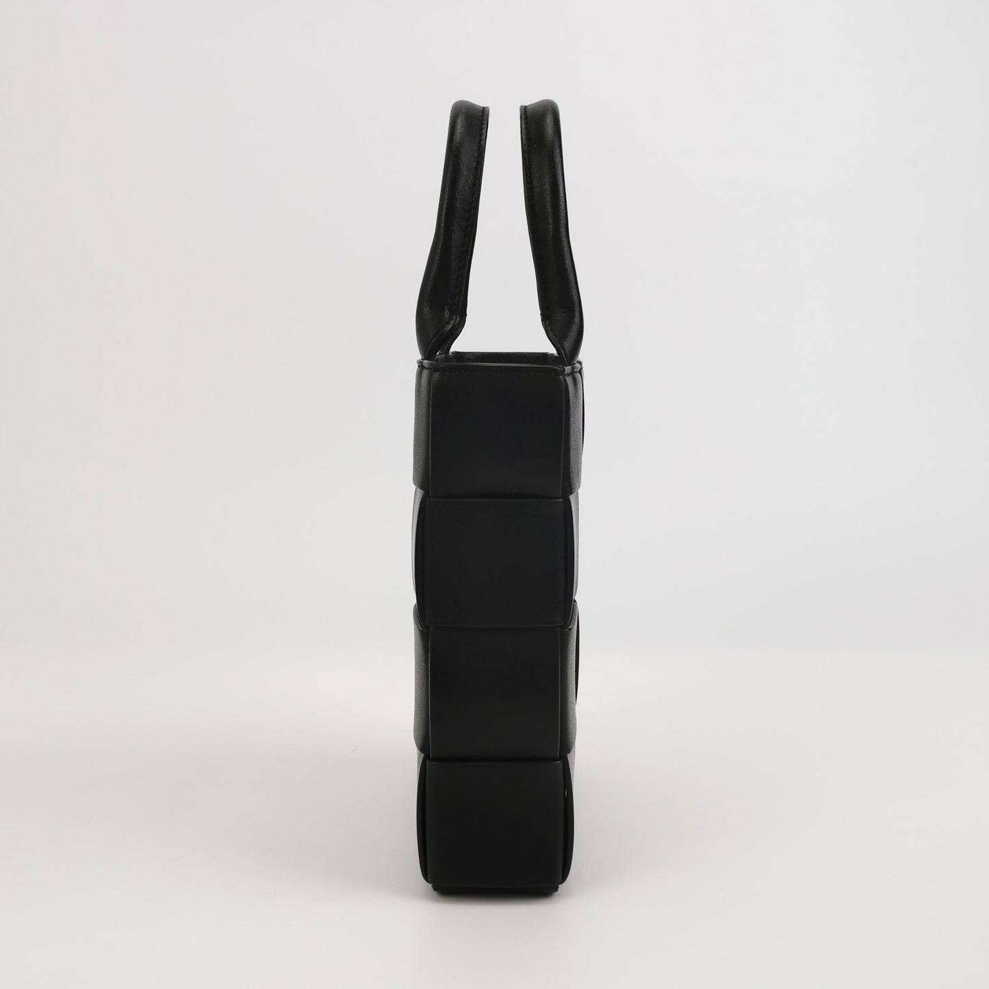 Bottega Veneta - Cassette Tote - Grained calfskin leather - Black - (mini)