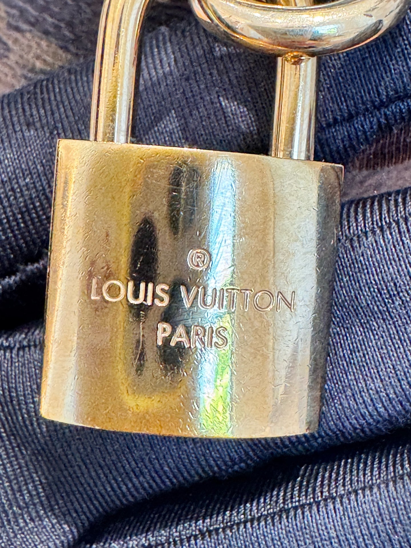 Louis Vuitton - Cosmetic Box Bag - Monogram coated canvas with leather trim - Brown - (mini)