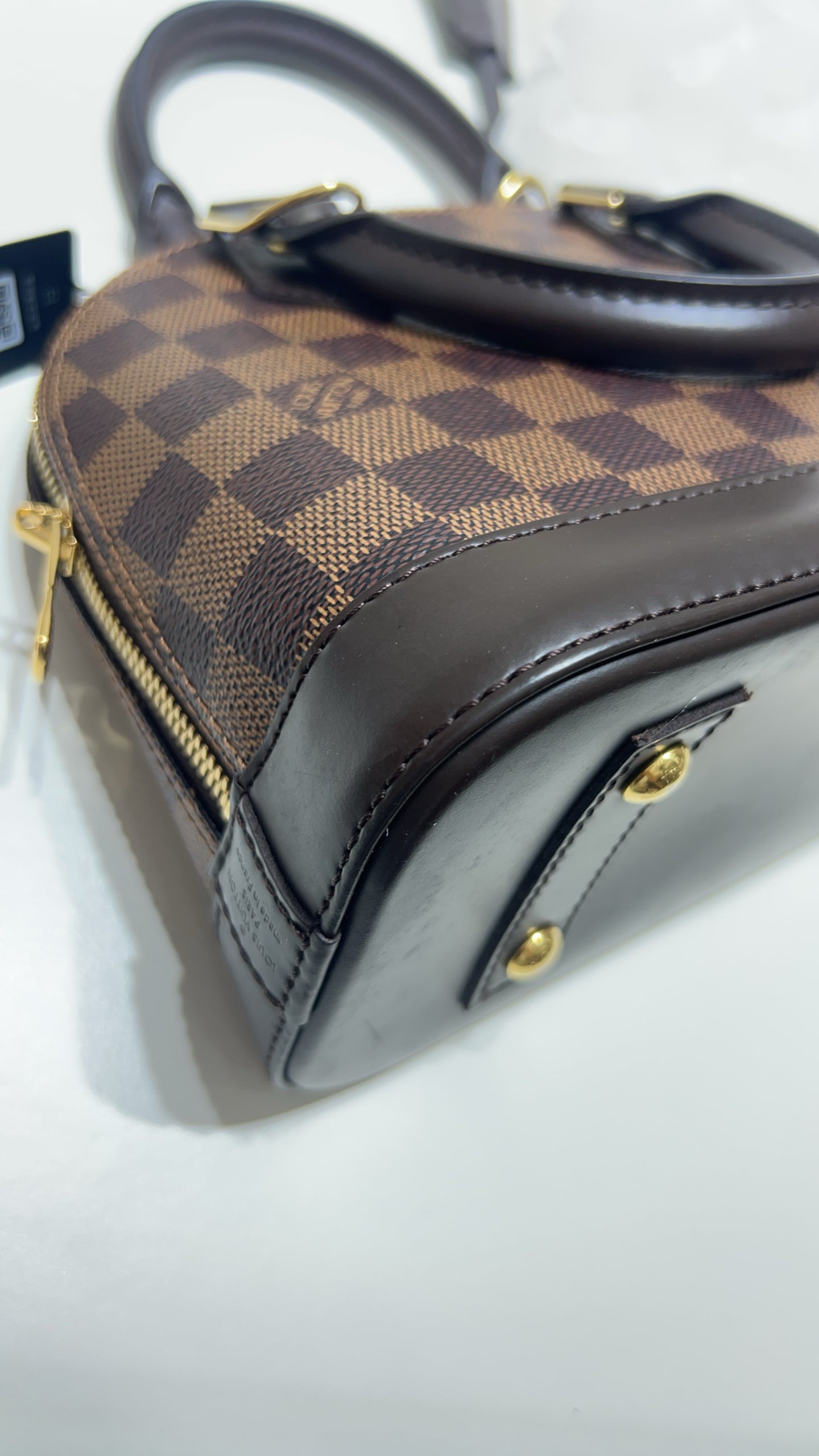 Louis Vuitton - Alma BB - Damier Ebene coated canvas with smooth leather trim - Brown - (Mini)