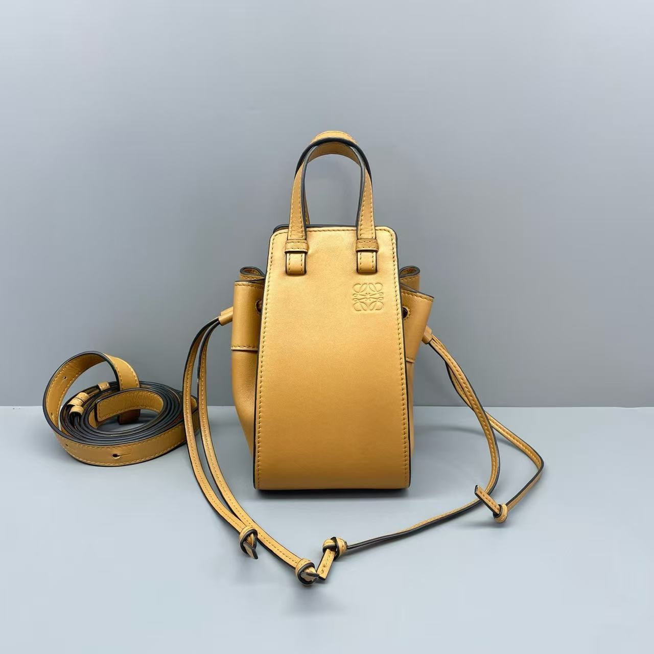 Loewe - Hammock Mini - Leather - Brown - (mini)