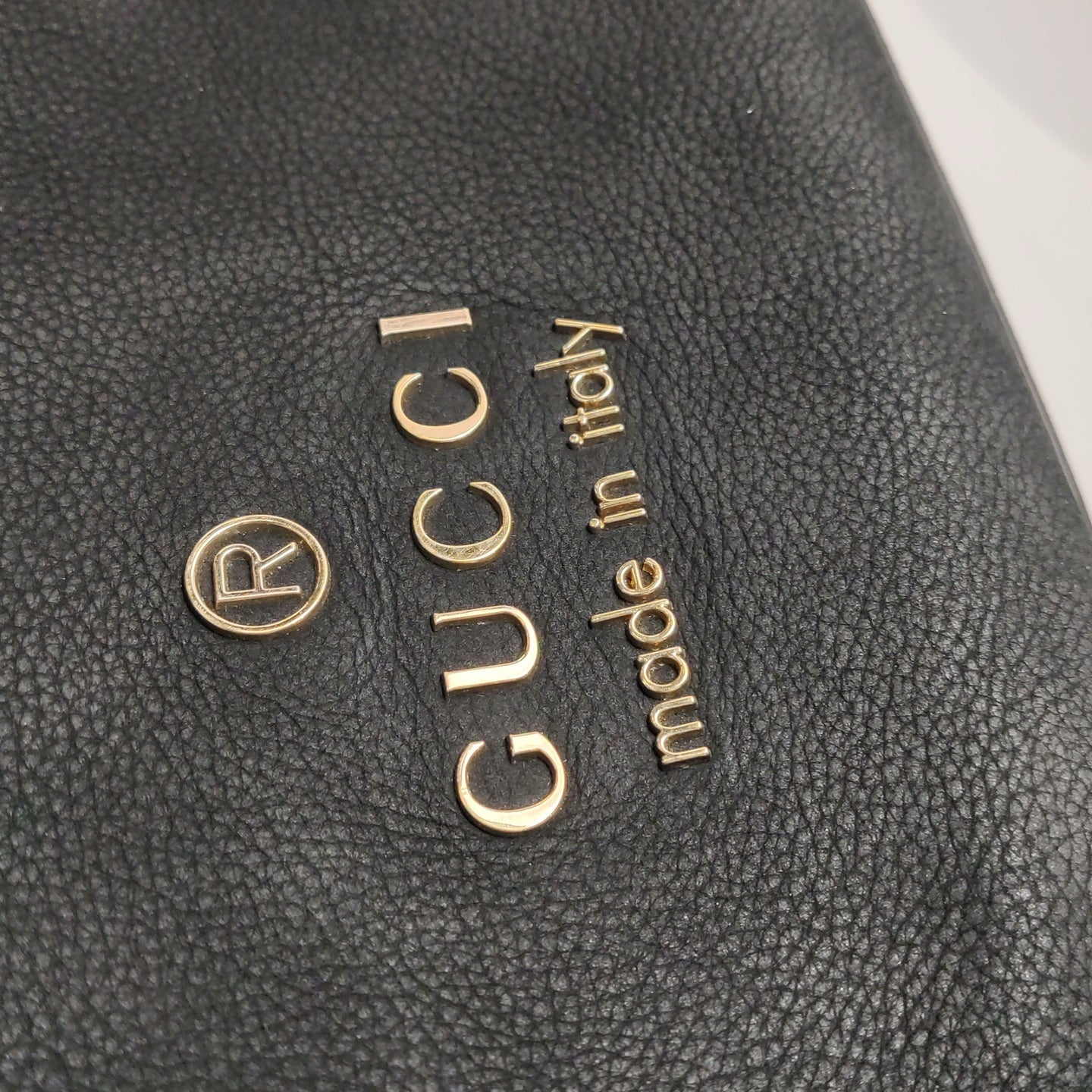Gucci - Grained Leather Gold Logo Tote Bag - Leather - Black - (large)