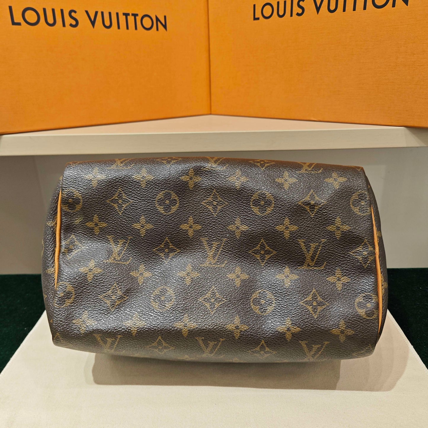 Louis Vuitton - Speedy 25 - Monogram coated canvas with Vachetta leather trim - Brown - (Small)