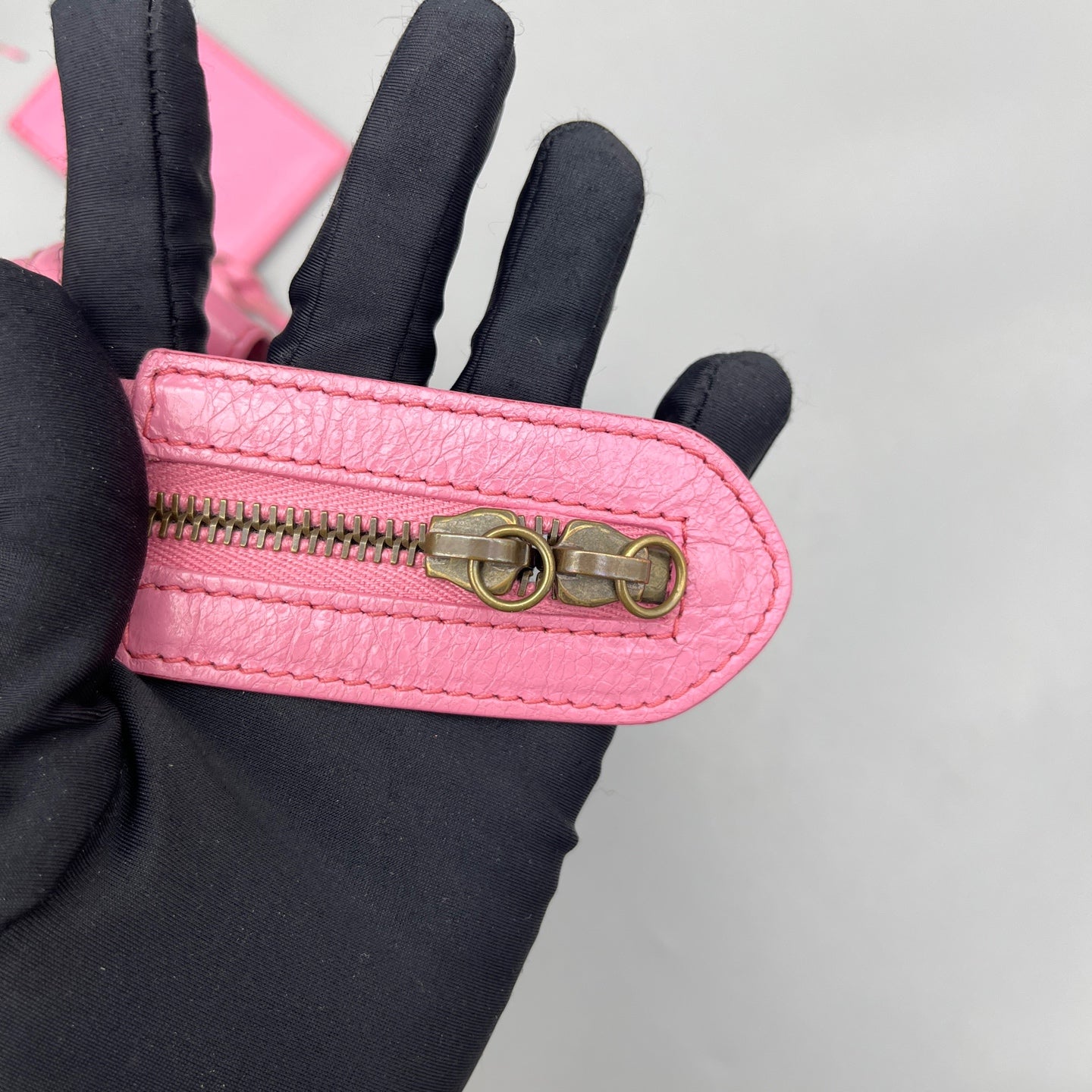 Balenciaga - City Bag - Distressed goatskin leather - Pink - (medium)