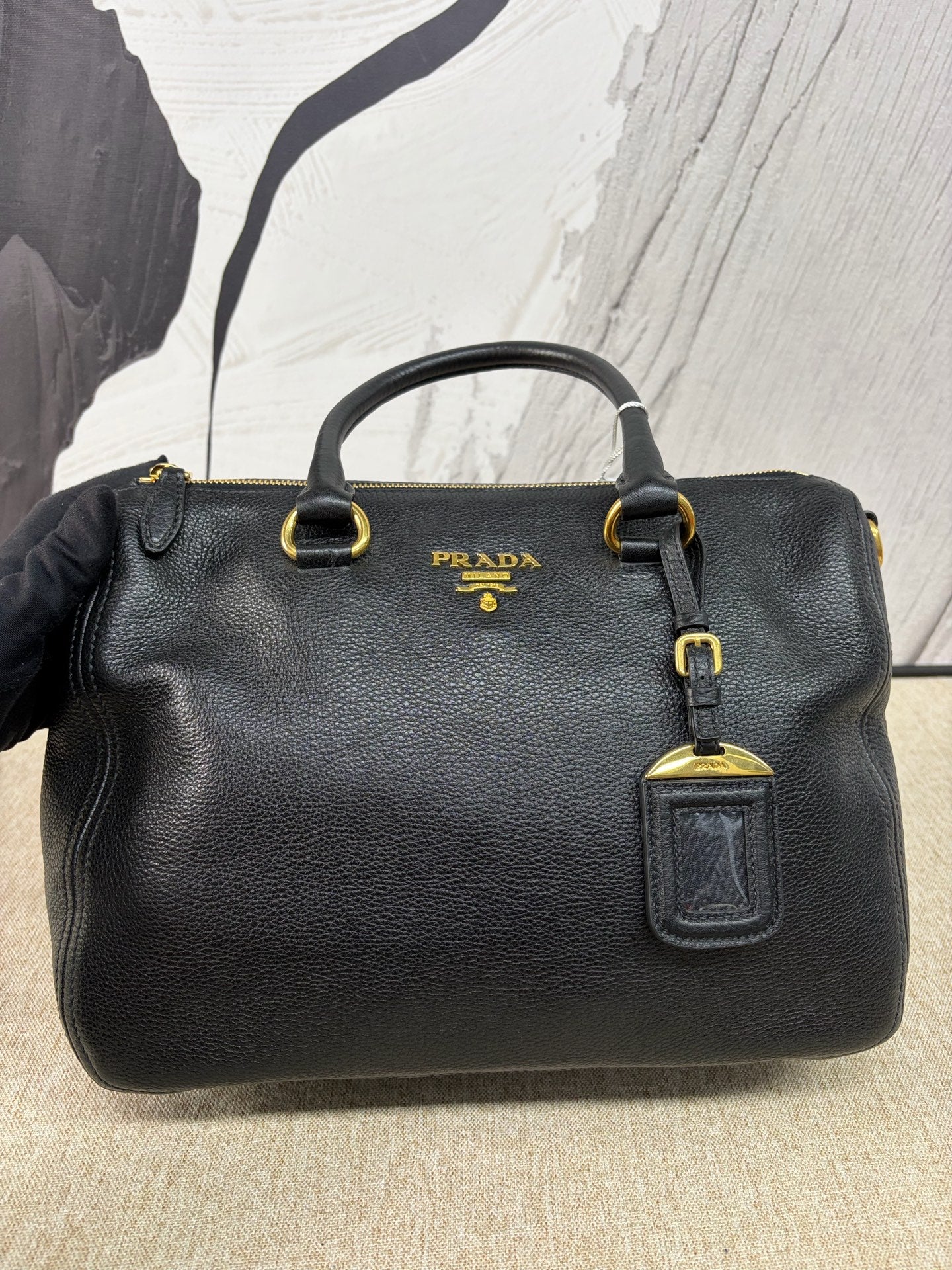 Prada - Boston Top Handle Bag CD7586 - Pebbled leather - Black - (Medium)