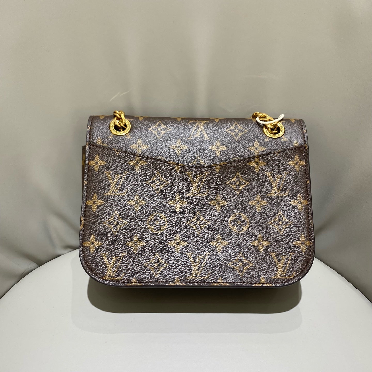 Louis Vuitton - Passy - Monogram coated canvas with leather trim - Brown - (medium)