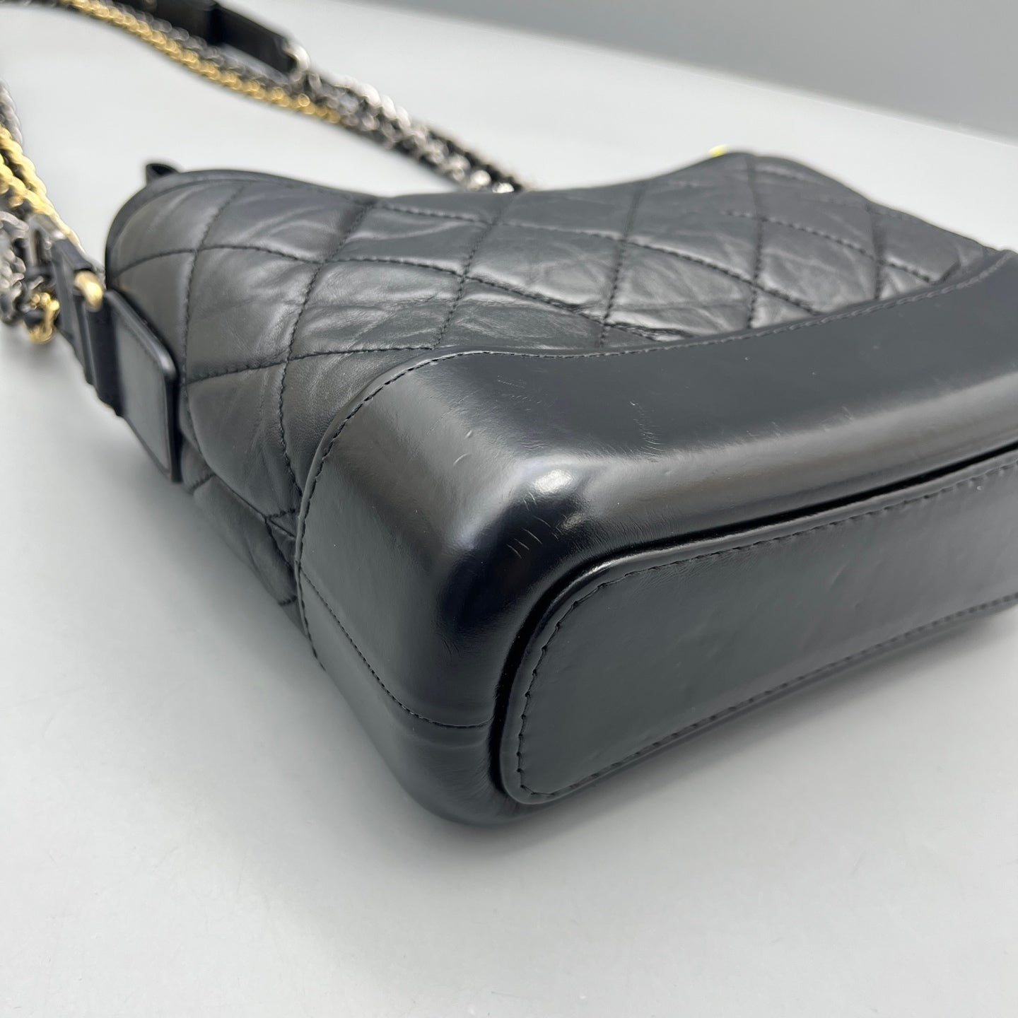 Chanel - Gabrielle Hobo Small - Aged calfskin leather and smooth calfskin leather - Black - (Small)