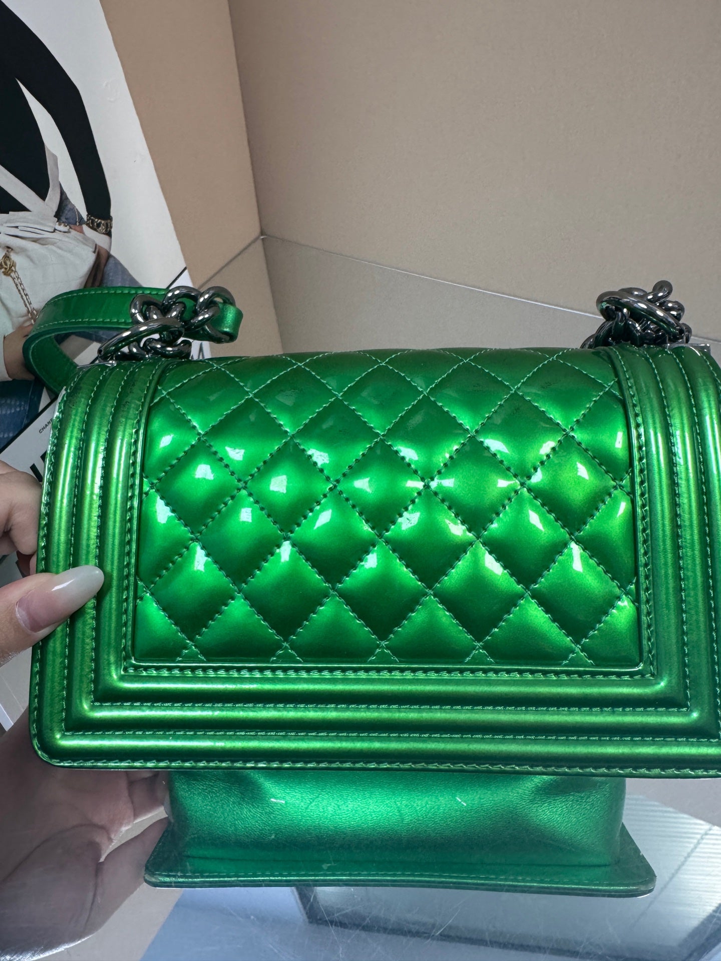 Chanel - Le Boy Small - Patent leather with metallic leather accents - Green - (Small)