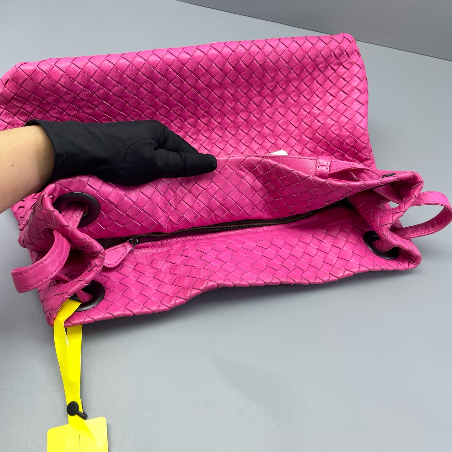 Bottega Veneta - Intrecciato Double-Bridge Tote Bag - Woven Nappa leather - Raspberry Pink - (Medium)