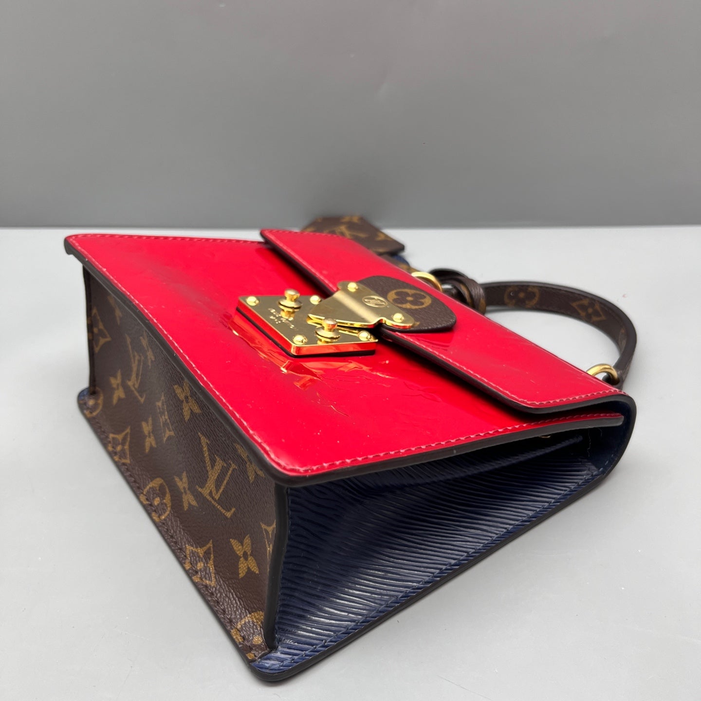 Louis Vuitton - Spring Street - Patent leather - Red - (mini)
