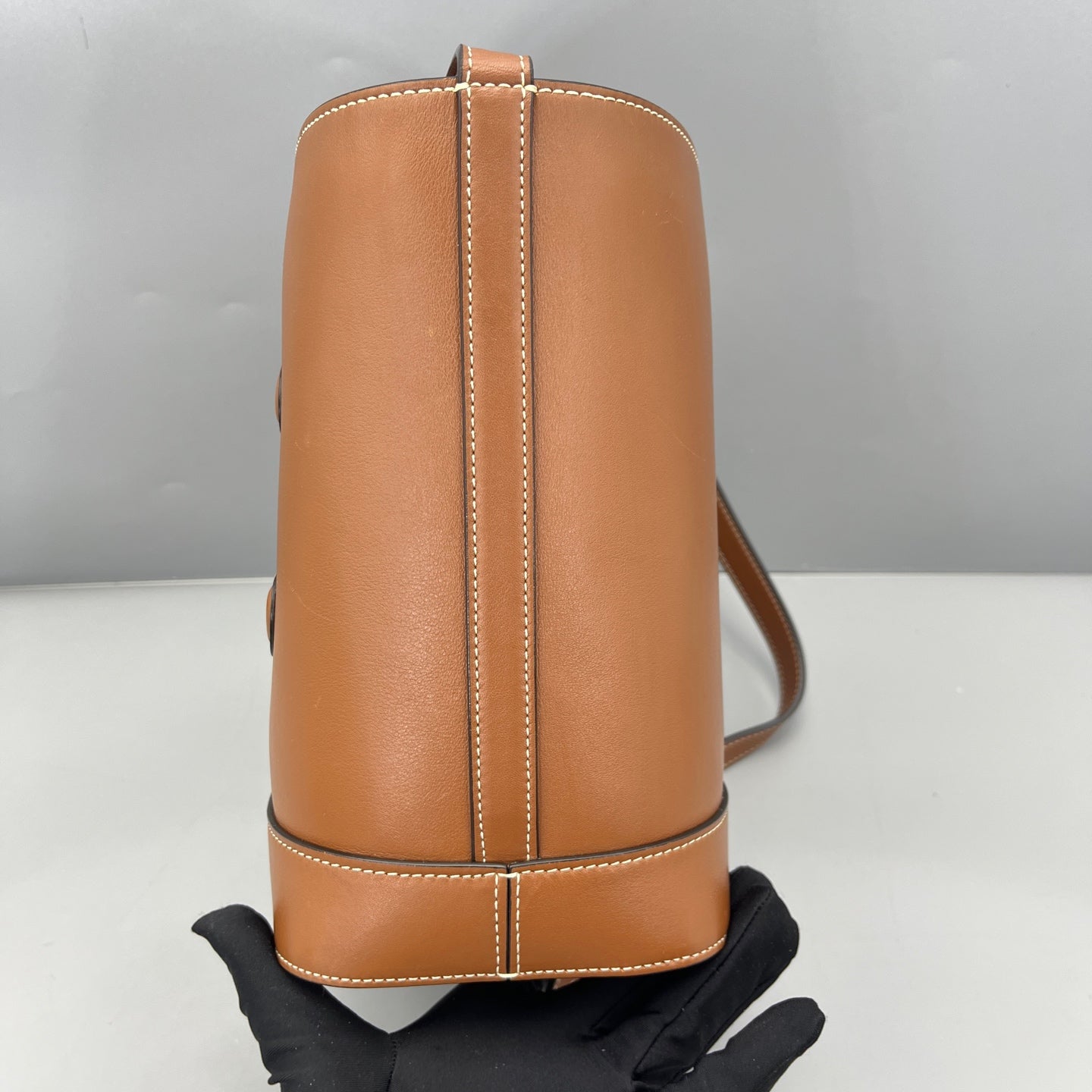 Celine - Triomphe Bucket Bag - Leather - Brown - (medium)