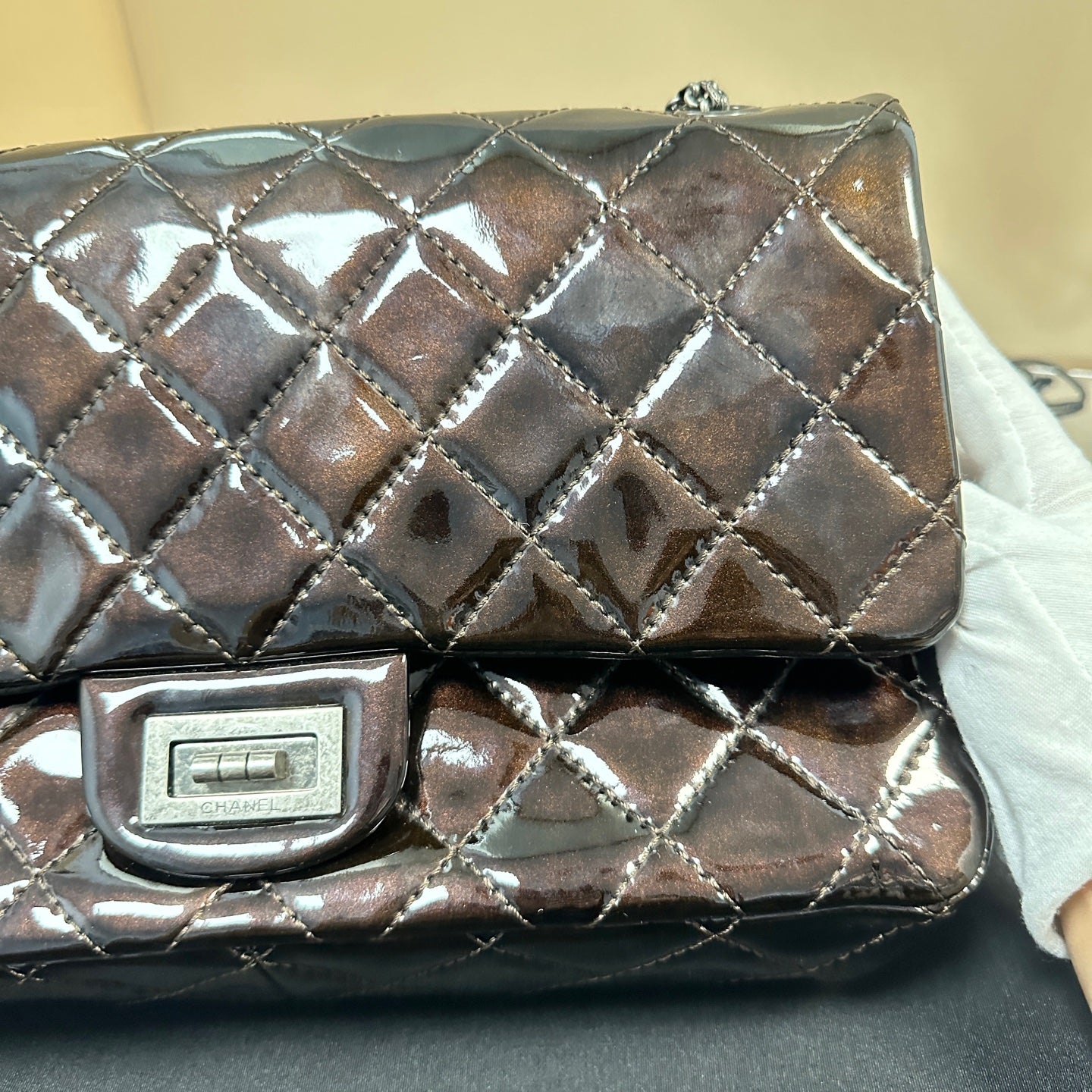 Chanel - 2.55 Double Flap Bag - Patent leather - Brown - (Large)