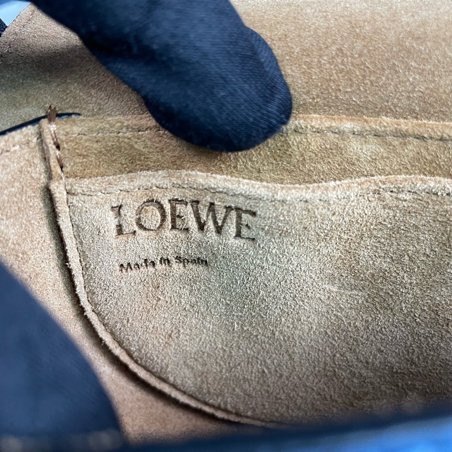 Loewe - Gate Mini Crossbody Bag - Grained calfskin leather exterior with suede lining - Navy - (mini)