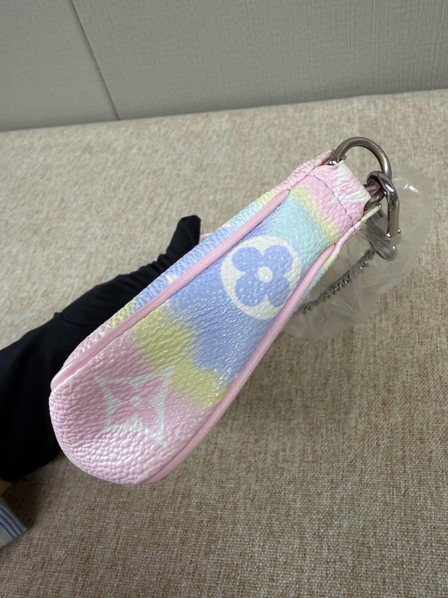 Louis Vuitton - Mini Pochette Accessoires - Monogram coated canvas - Multicolour - (mini)
