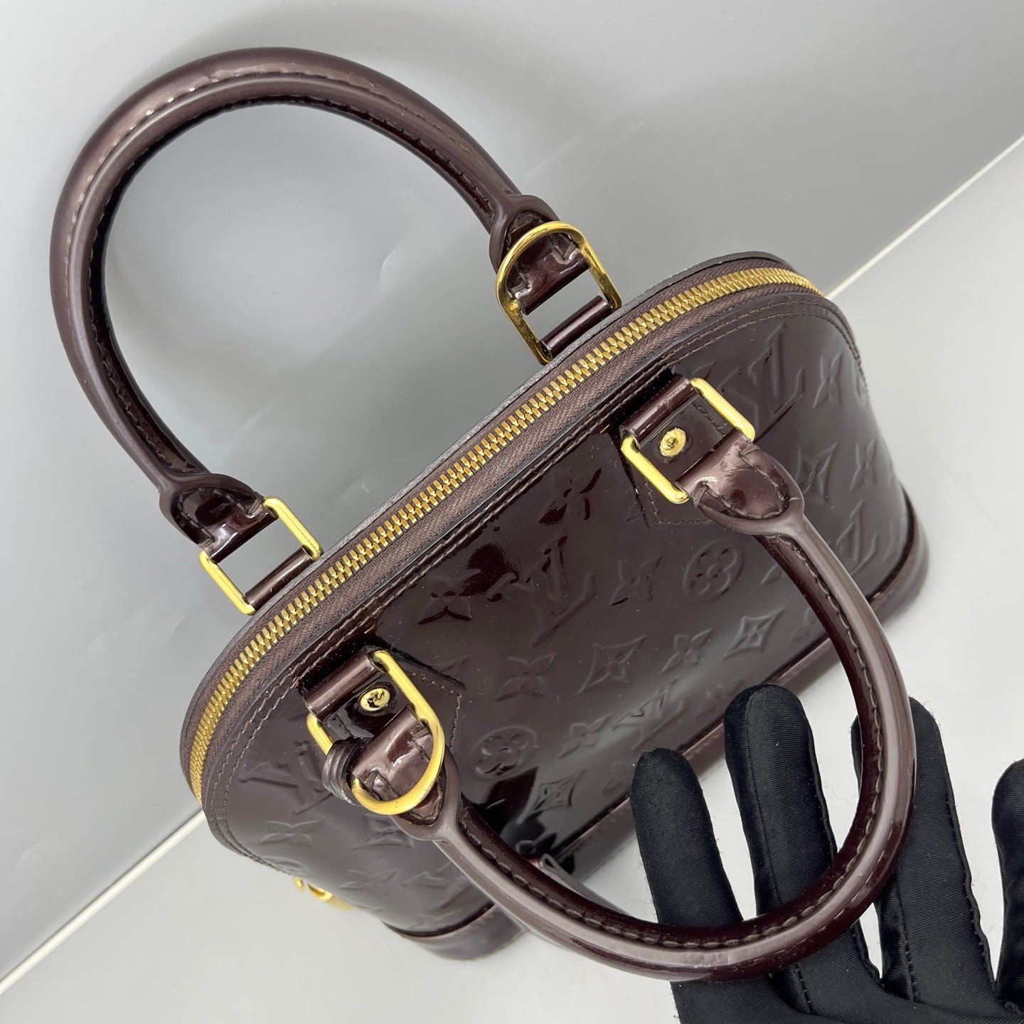 Louis Vuitton - Alma BB - Patent leather - Burgundy - (mini)