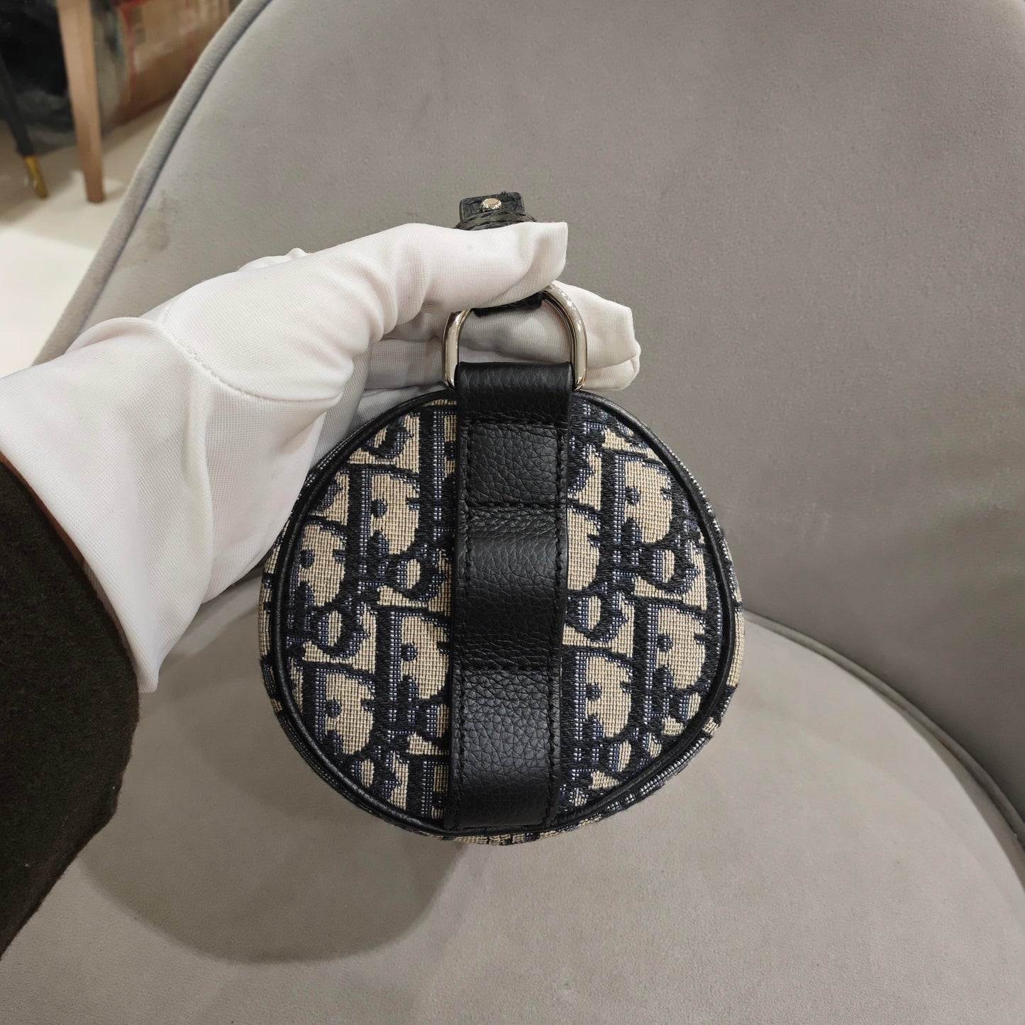 Dior - Mini Oblique Messenger Cylinder Bag - Embroidered canvas with leather trim - Beige and Blue - (mini)