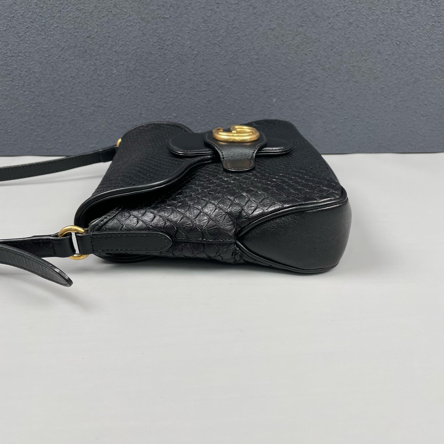 Gucci - GG Messenger Bag - Exotic leathers - Python and Leather - Black - (small)