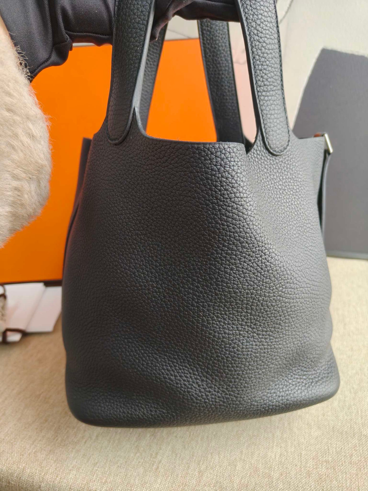Hermès - Picotin Lock 22 - Taurillon Clemence leather - Black - (Medium)