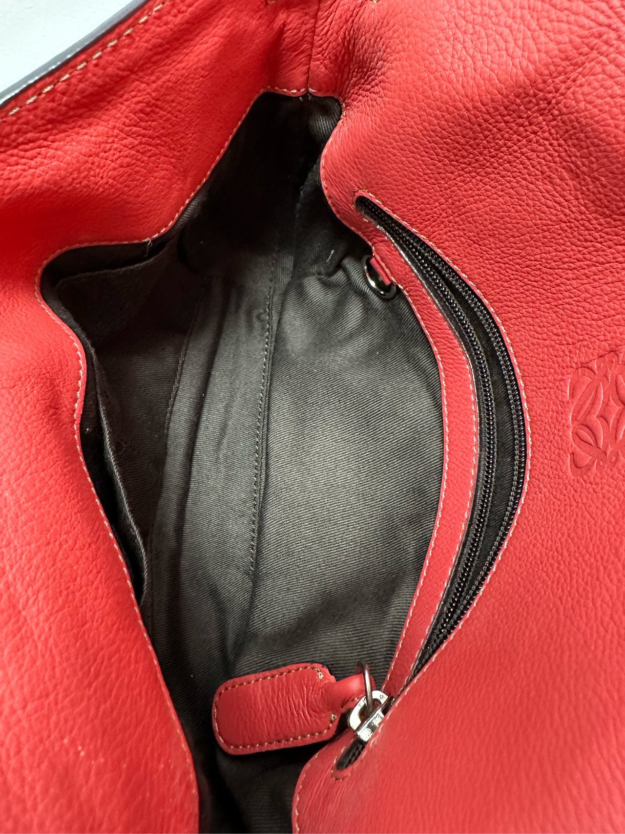 Loewe - Woven Strap Flap Shoulder Bag - Leather - Red - (Small)