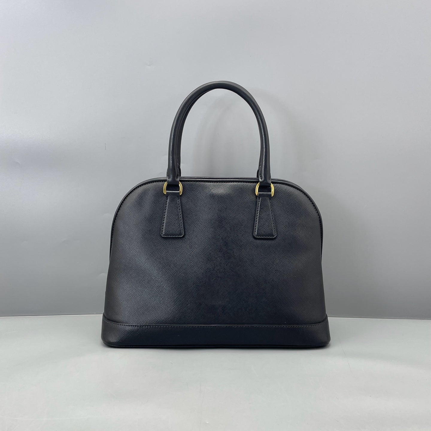 Prada - Saffiano Lux Dome Satchel - Saffiano leather - Black - (medium)