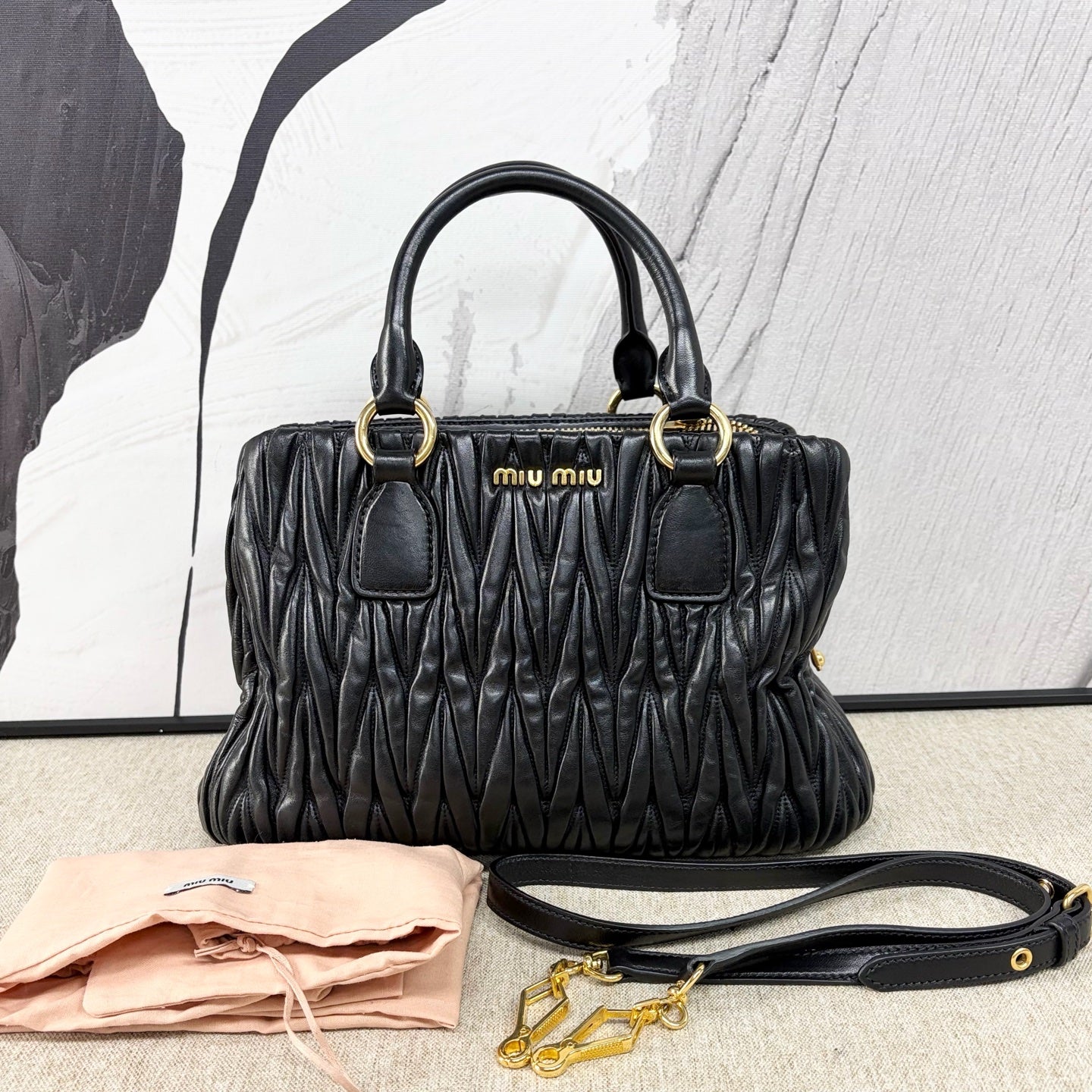 Miu Miu - Matelassé Top Handle Bag - Lambskin leather - Black with Gold-Tone Hardware - (medium)