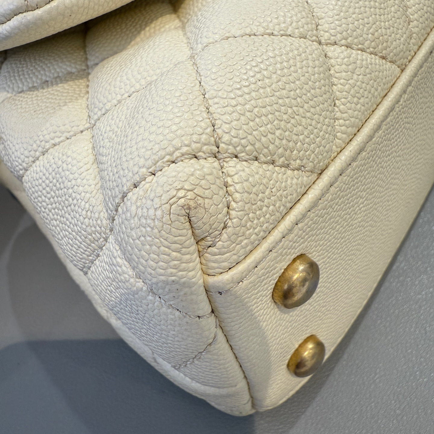 Chanel - Coco Handle - Caviar leather with exotic snakeskin handle - White - (Small)