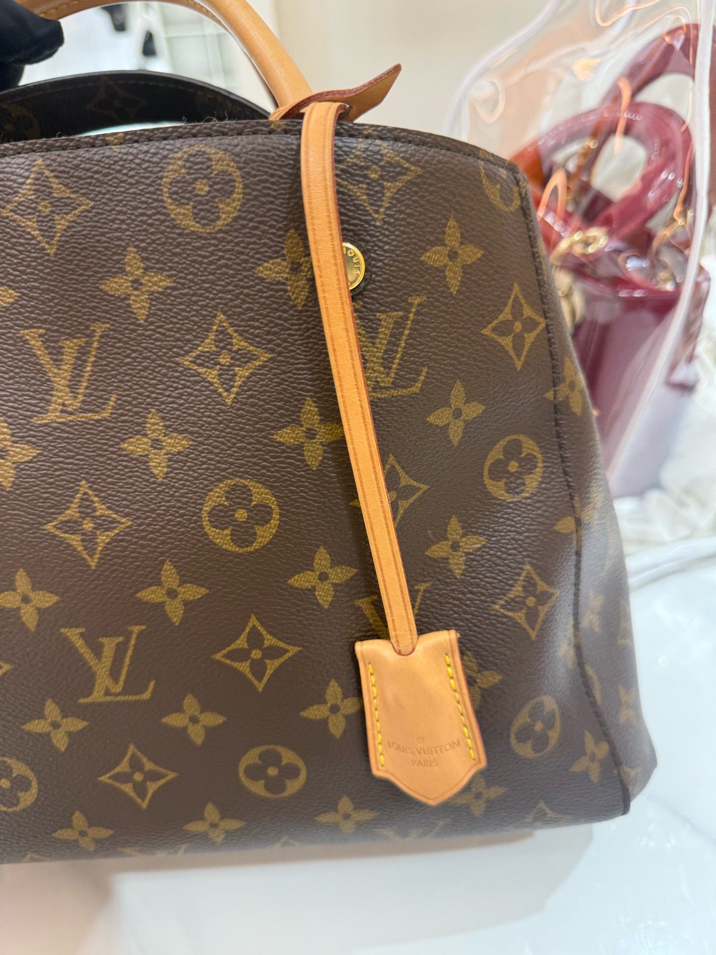 Louis Vuitton - Montaigne MM - Monogram canvas, Vachetta leather trim - Brown - (Medium)