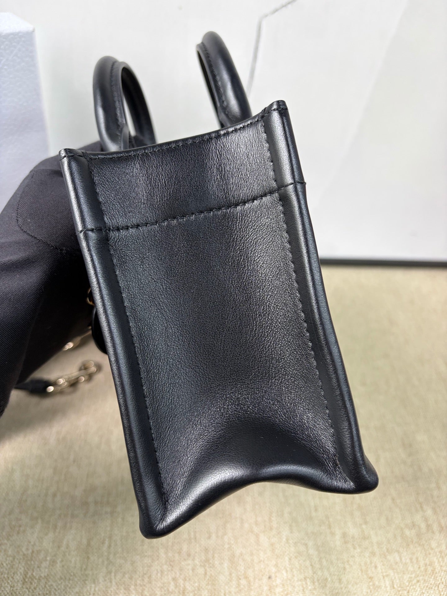 Dior - Lady Dior Mini Horizontal Tote - Cowhide leather - Black - (mini)