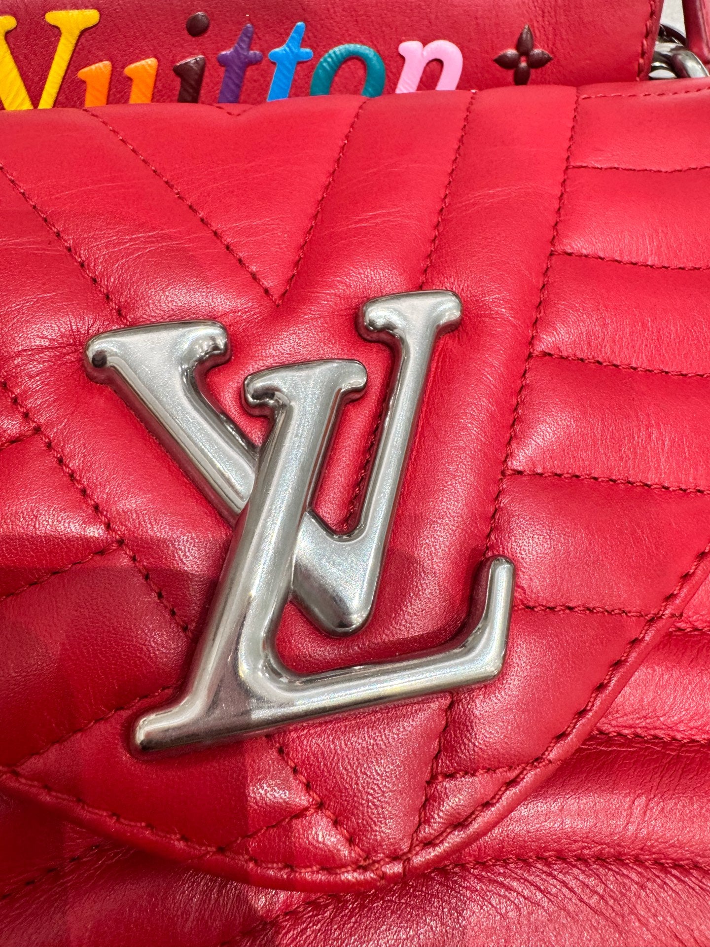 Louis Vuitton - New Wave Chain Bag - Leather - Red - (small)