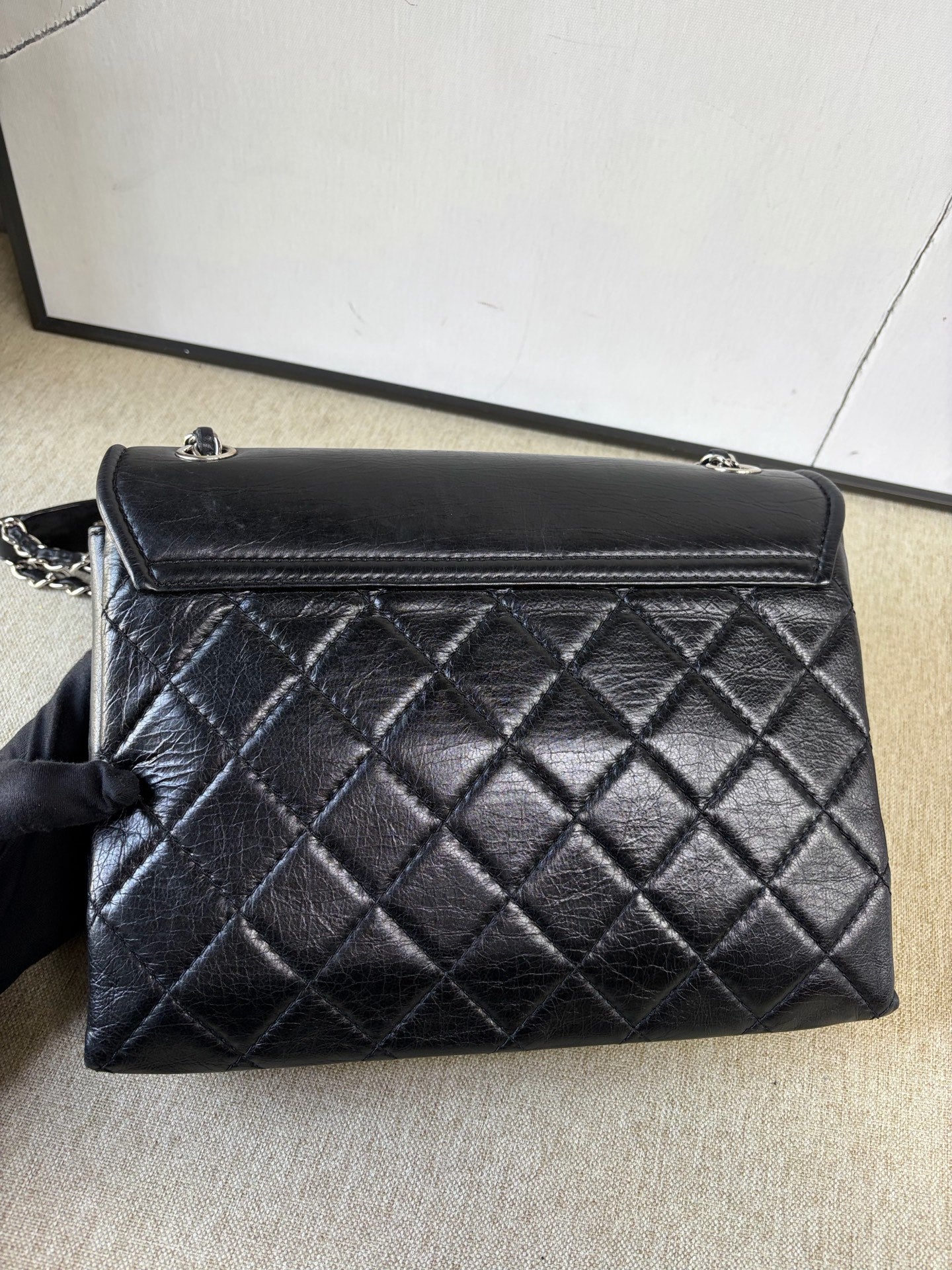Chanel - Cuba Series Messenger Bag - Cowhide leather - Black with Silver-Tone Hardware - (small)