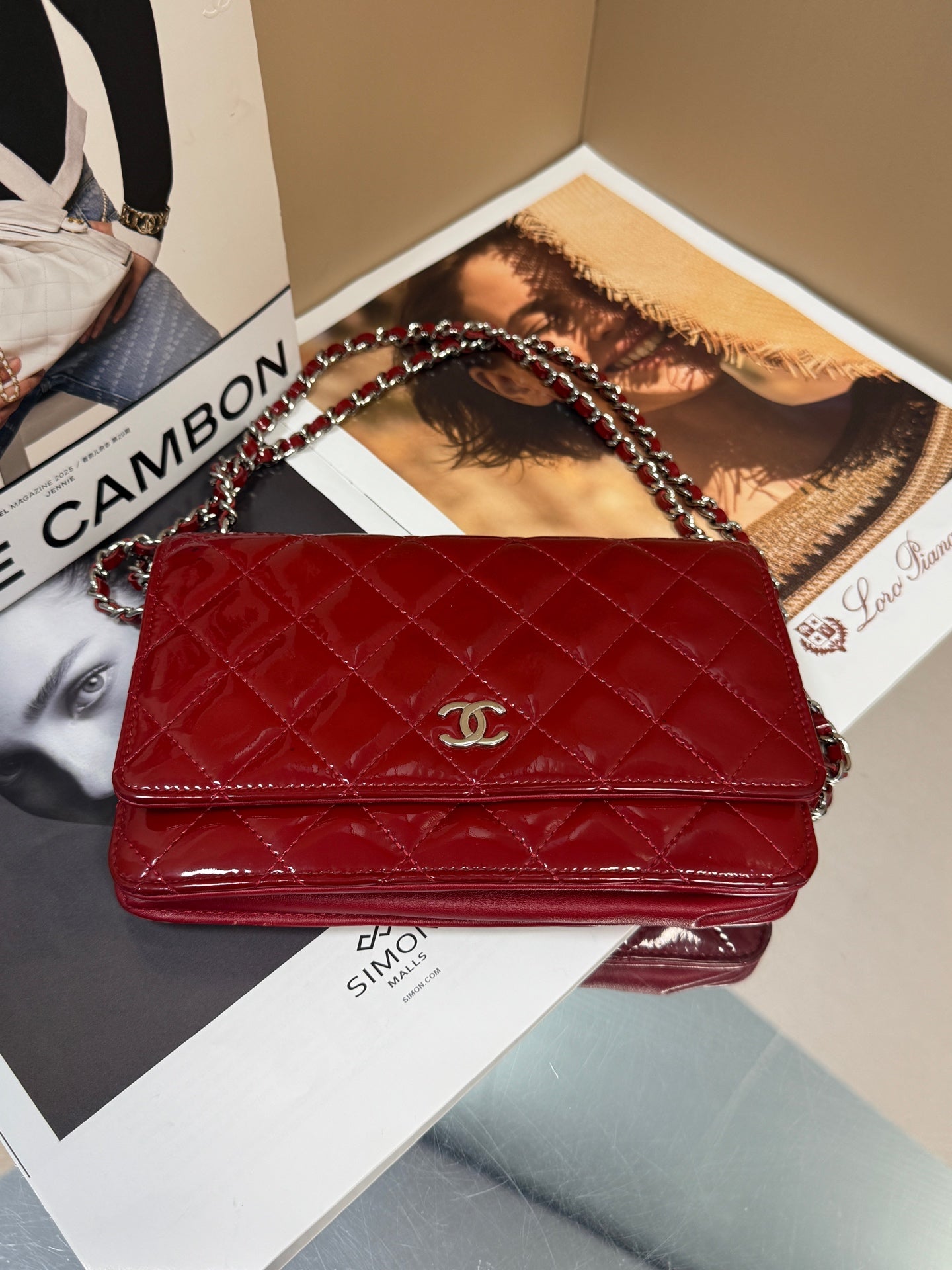 Chanel - Wallet on Chain (WOC) - Patent leather - Red - (mini)