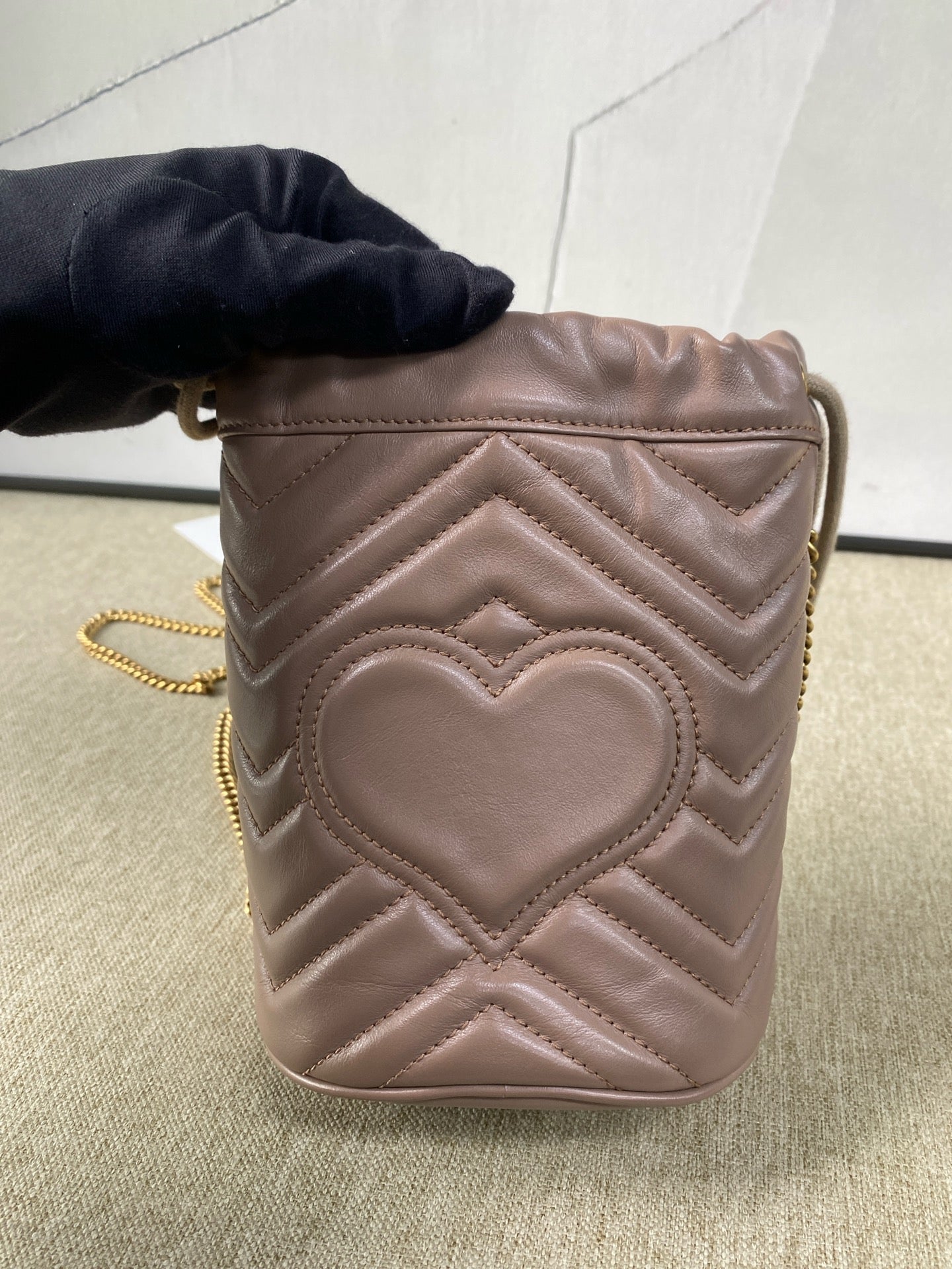 Gucci - Marmont Bucket Bag - Leather - Beige - (mini)