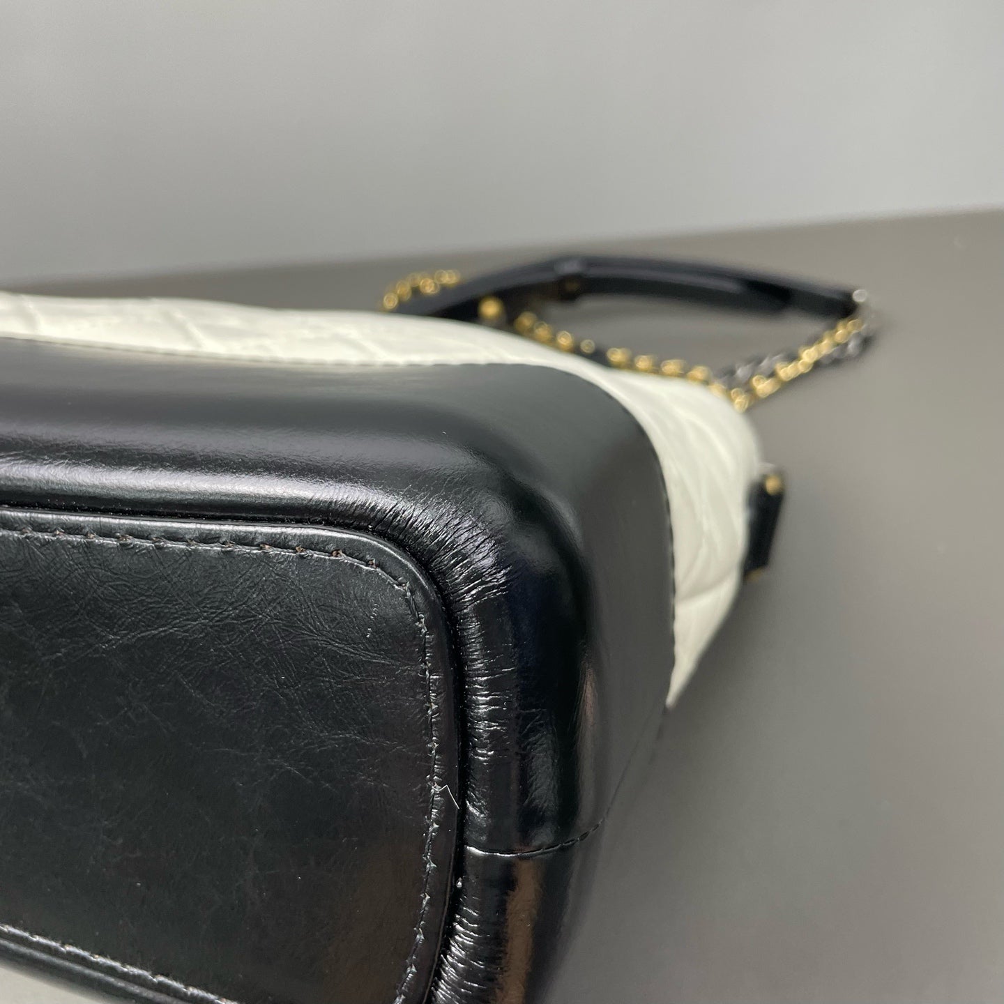 Chanel - Gabrielle Hobo Bag - Aged calfskin and patent leather - Black and White - (Medium)
